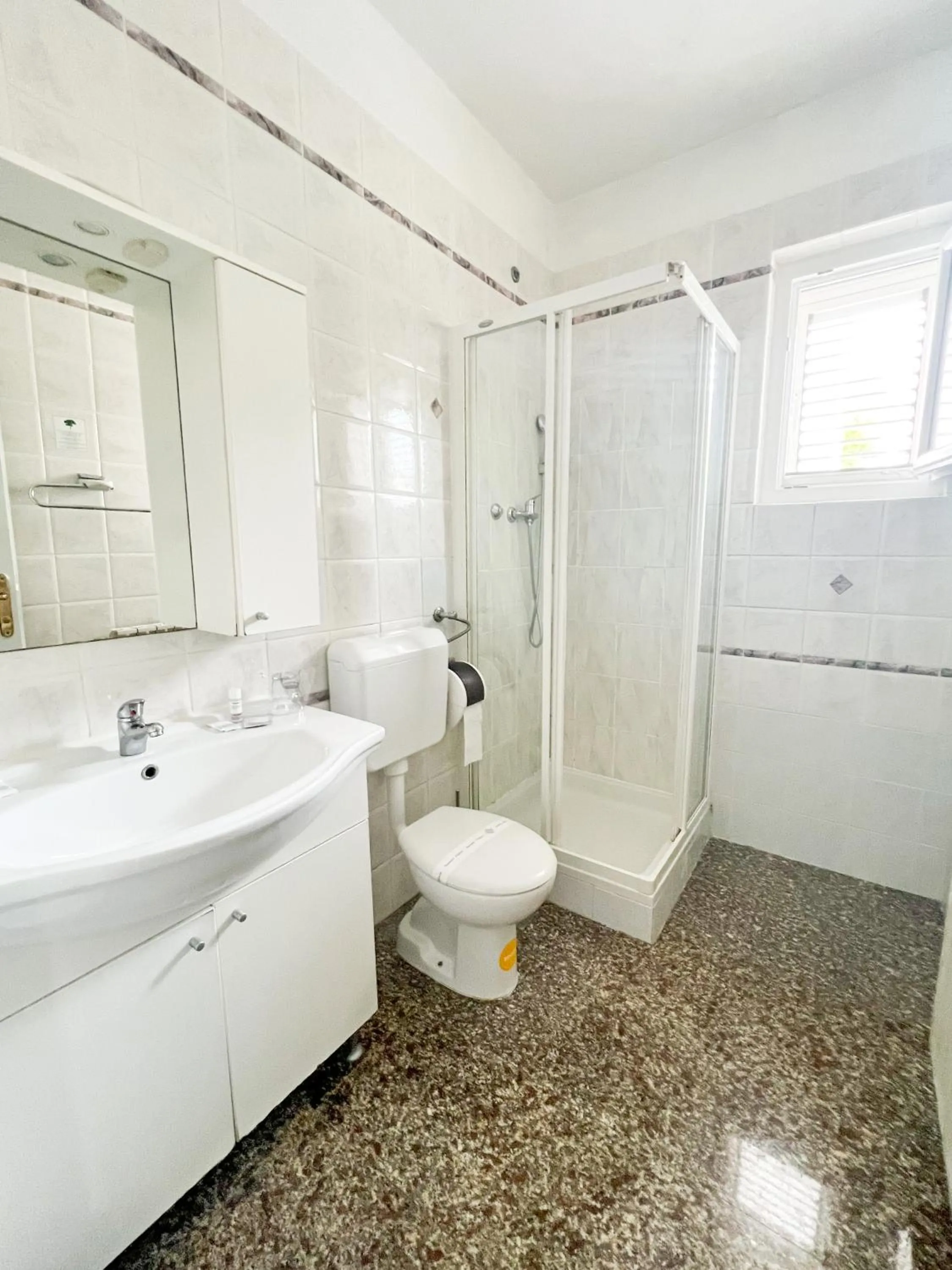 Toilet in Villa Nico