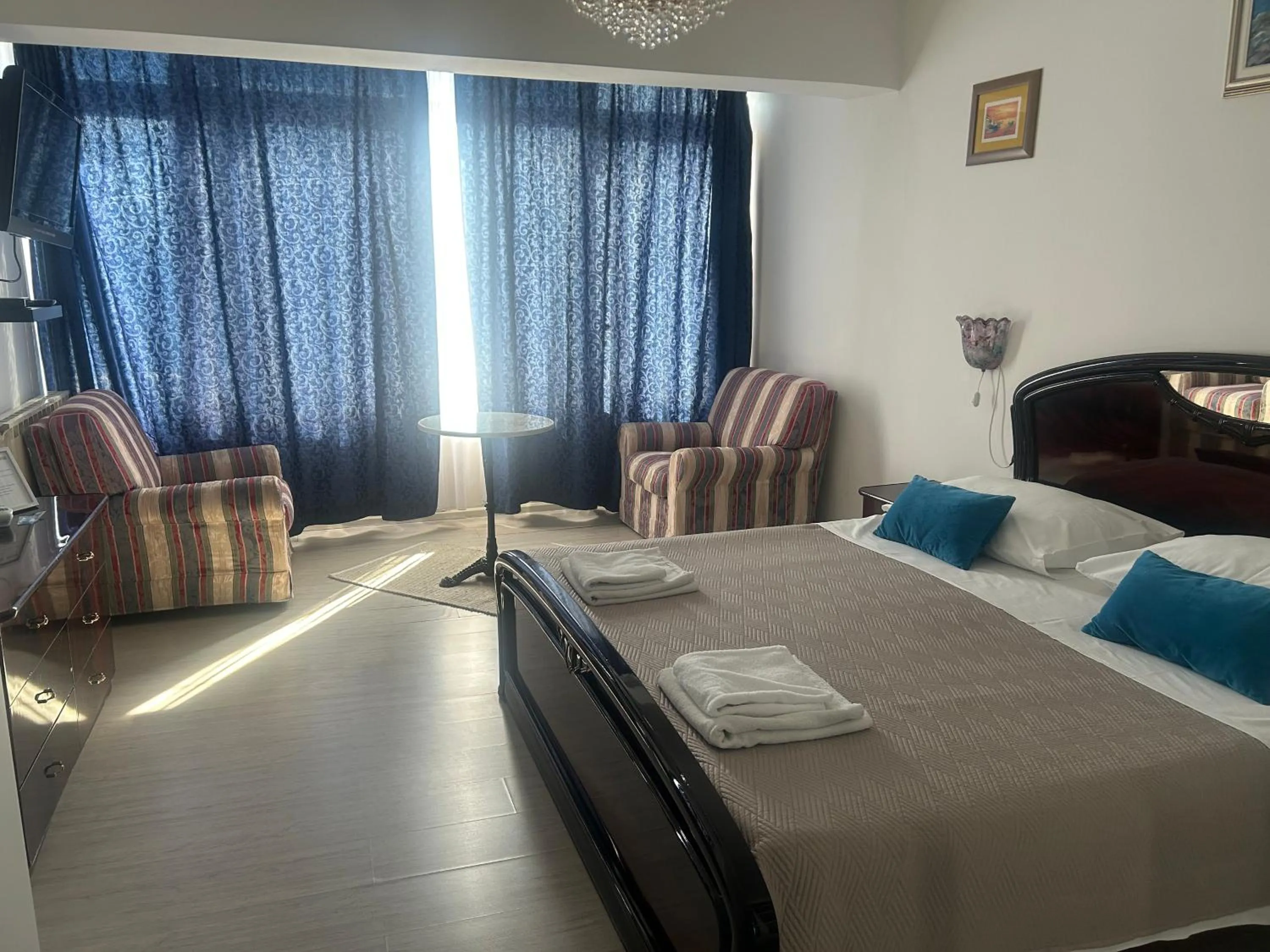 Bedroom, Bed in Villa Nico