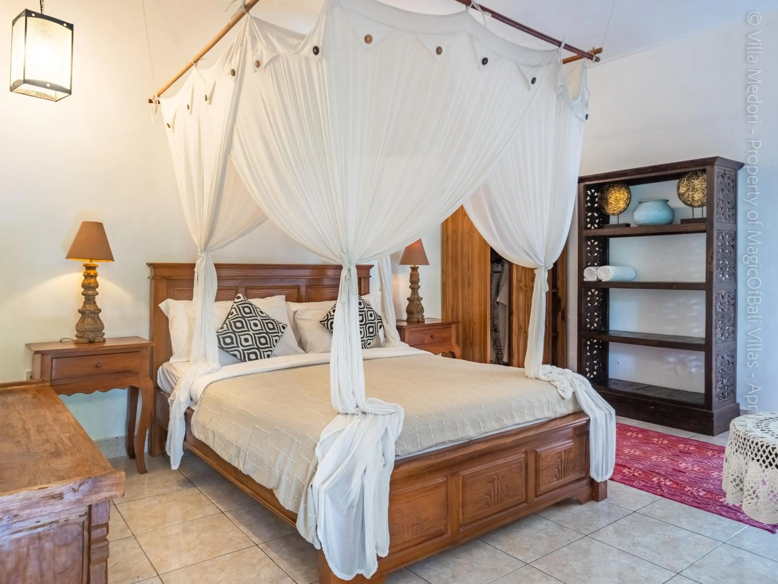 Bed in Medori Villa Seminyak