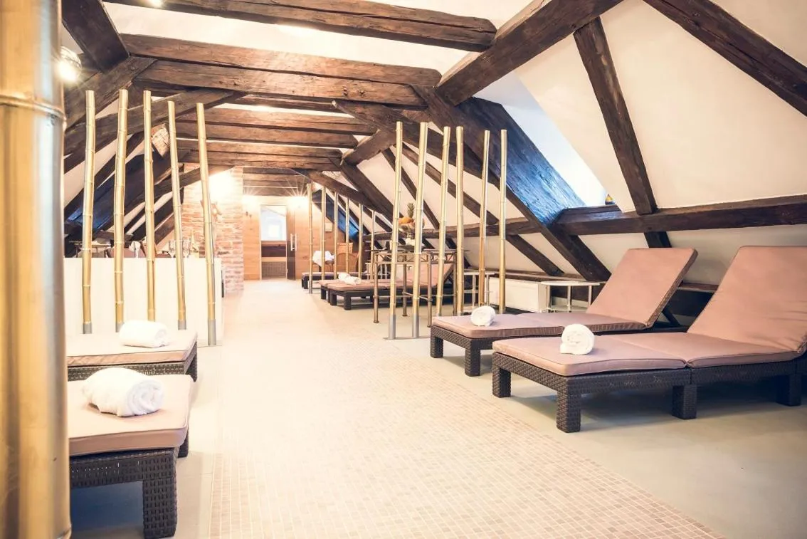 Spa and wellness centre/facilities in Schlosshotel Neufahrn