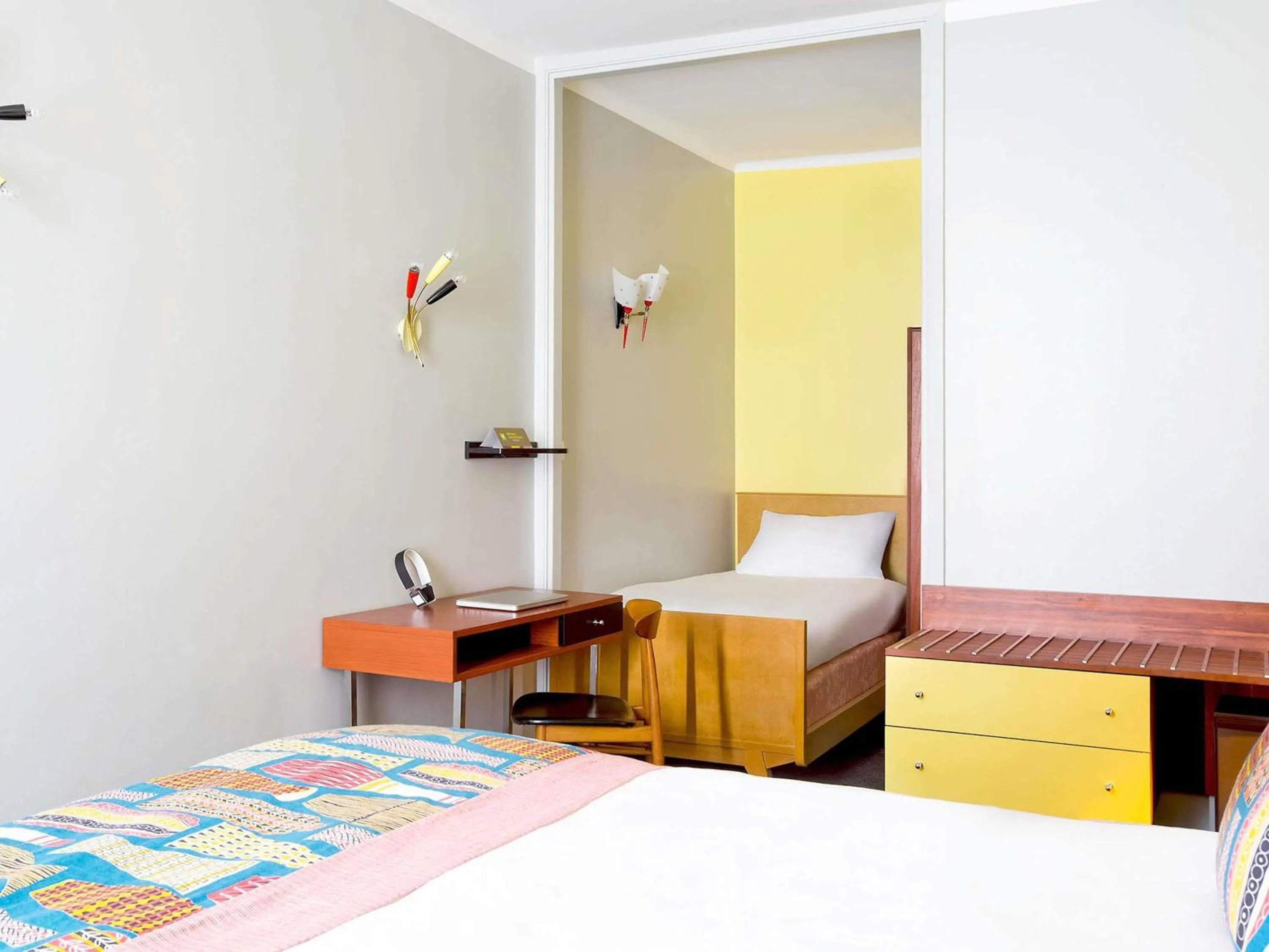 Property building, Bed in ibis Styles Le Havre Centre