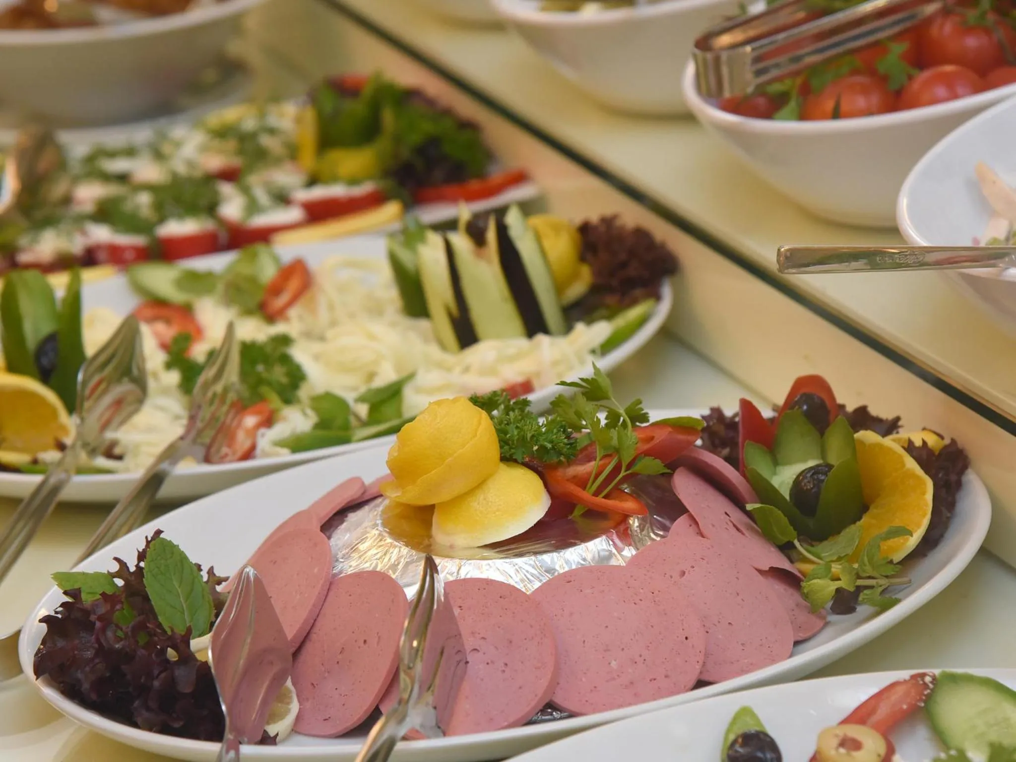 Buffet breakfast in İstasyon Hotel