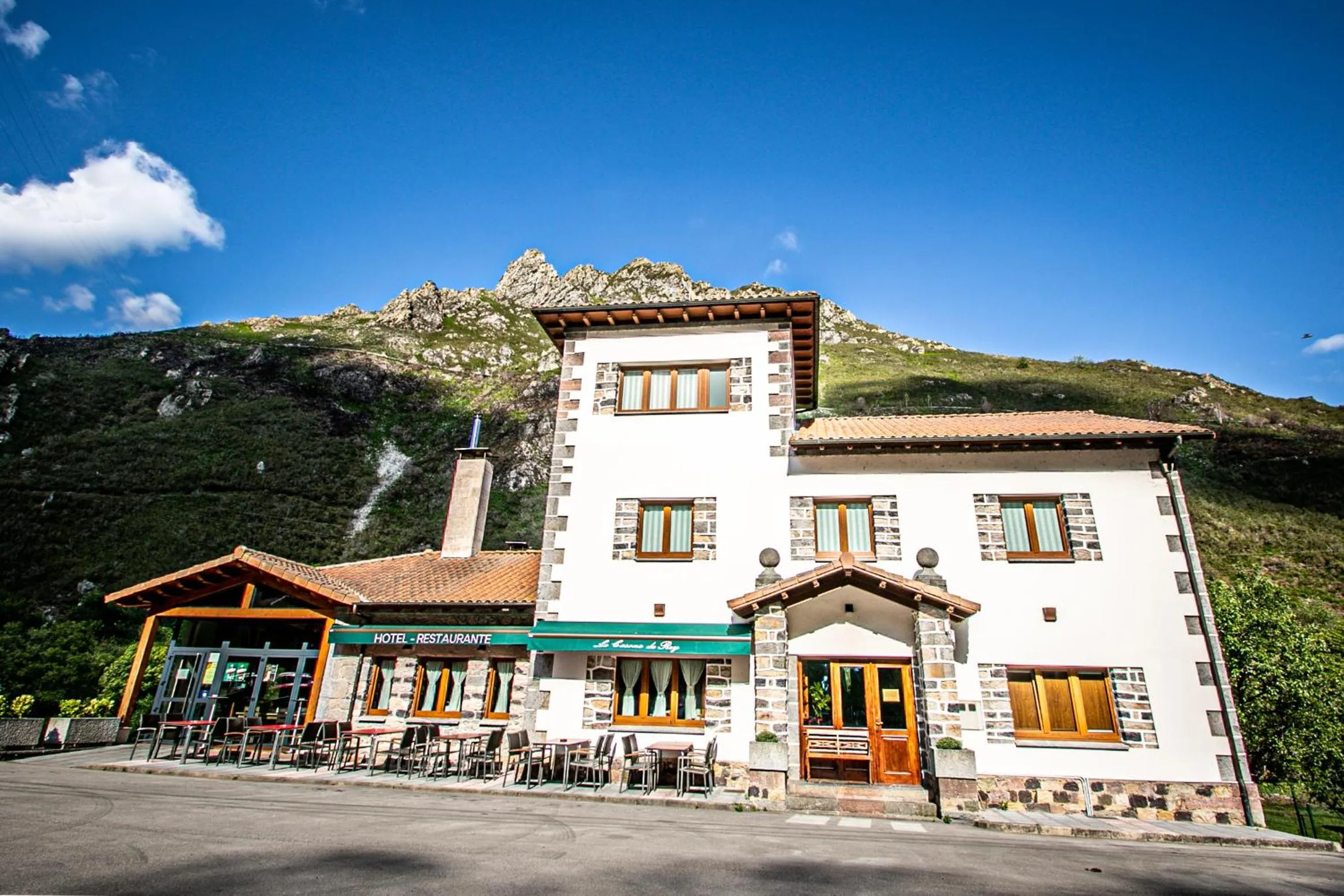 Property building in La Casona de Rey