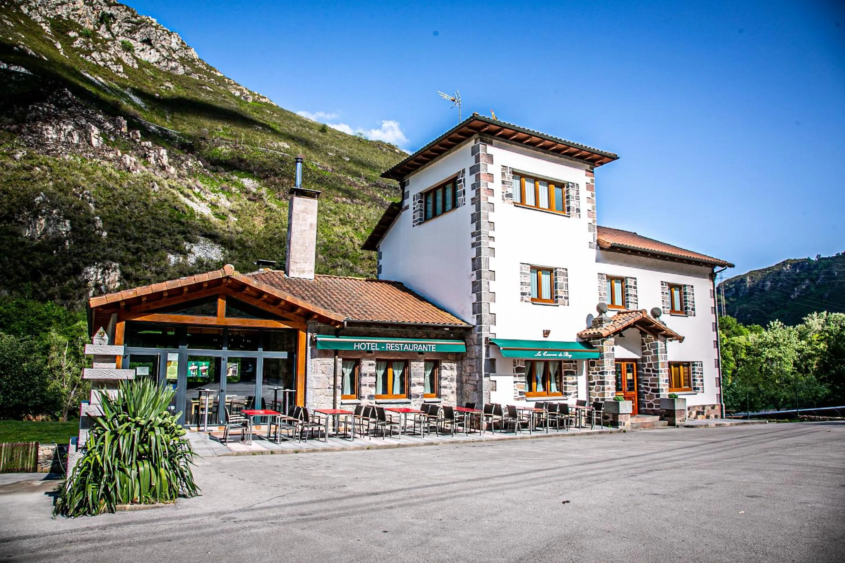 Property building in La Casona de Rey