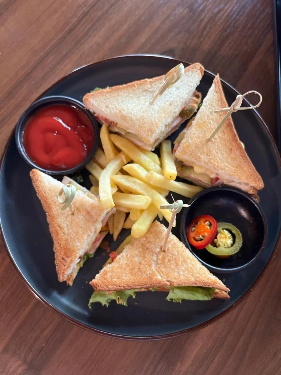 Restaurant/places to eat in Silk Way