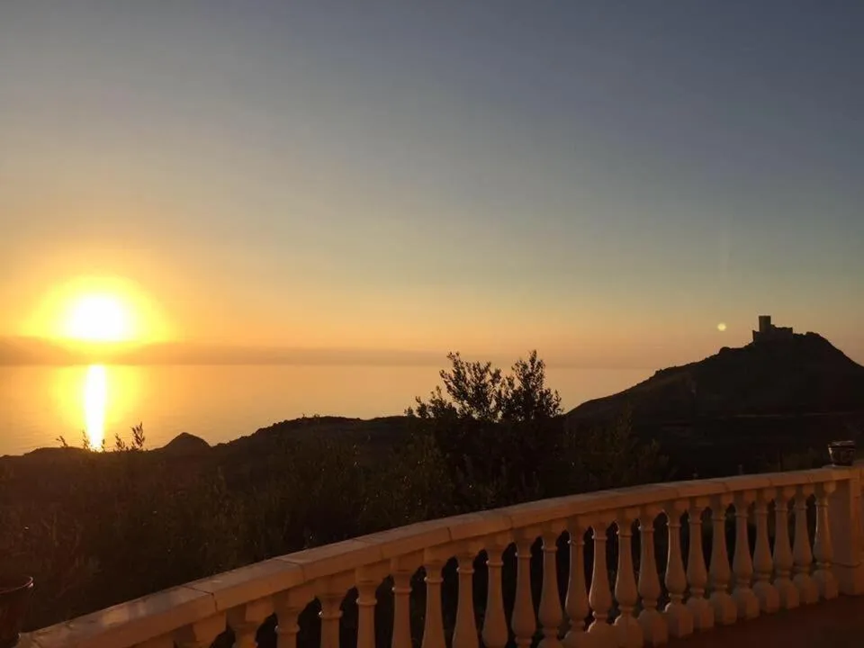 Restaurant/places to eat in La Collina sul Mare