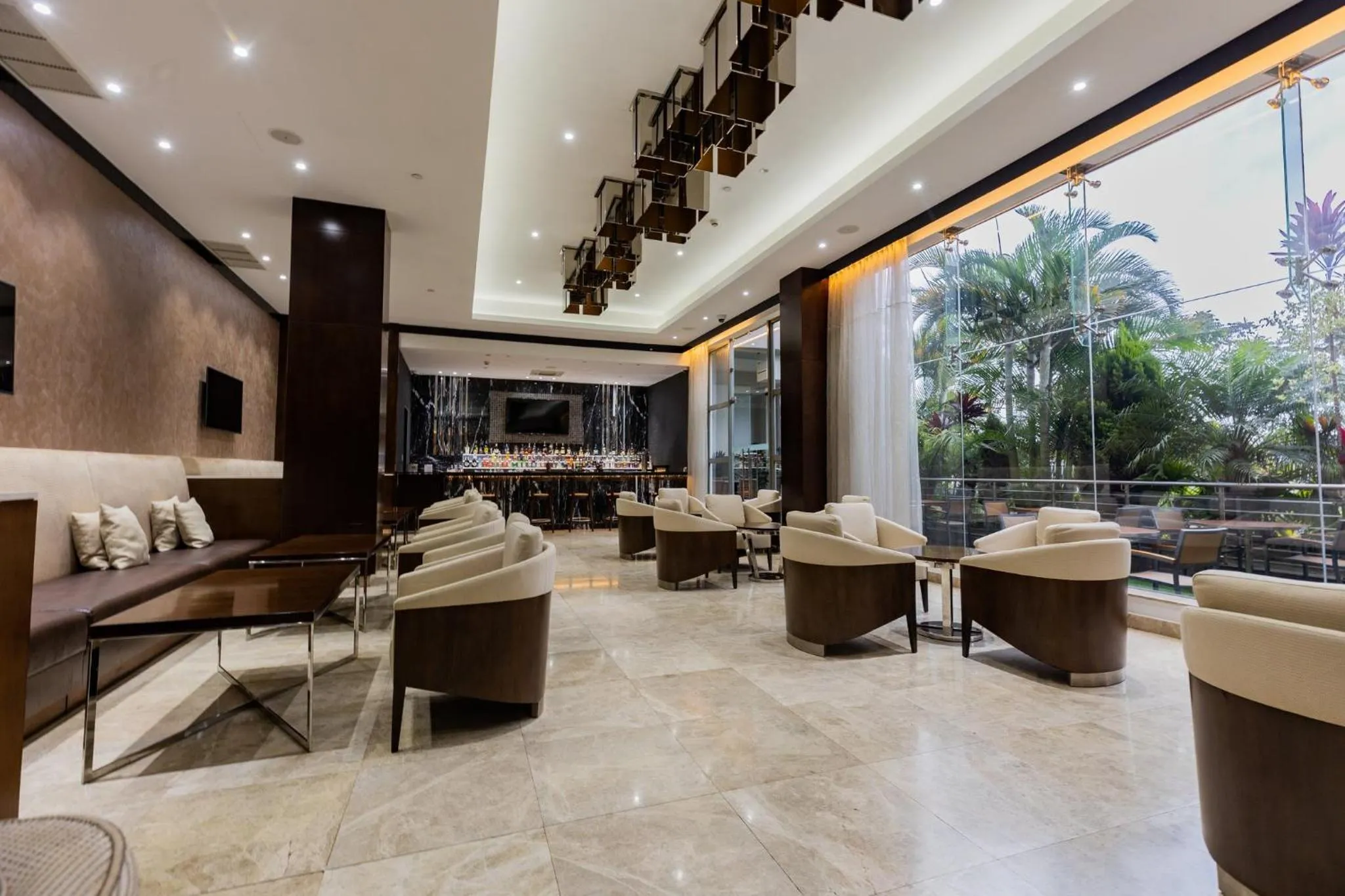 Lounge or bar in Crowne Plaza Nairobi Airport by IHG