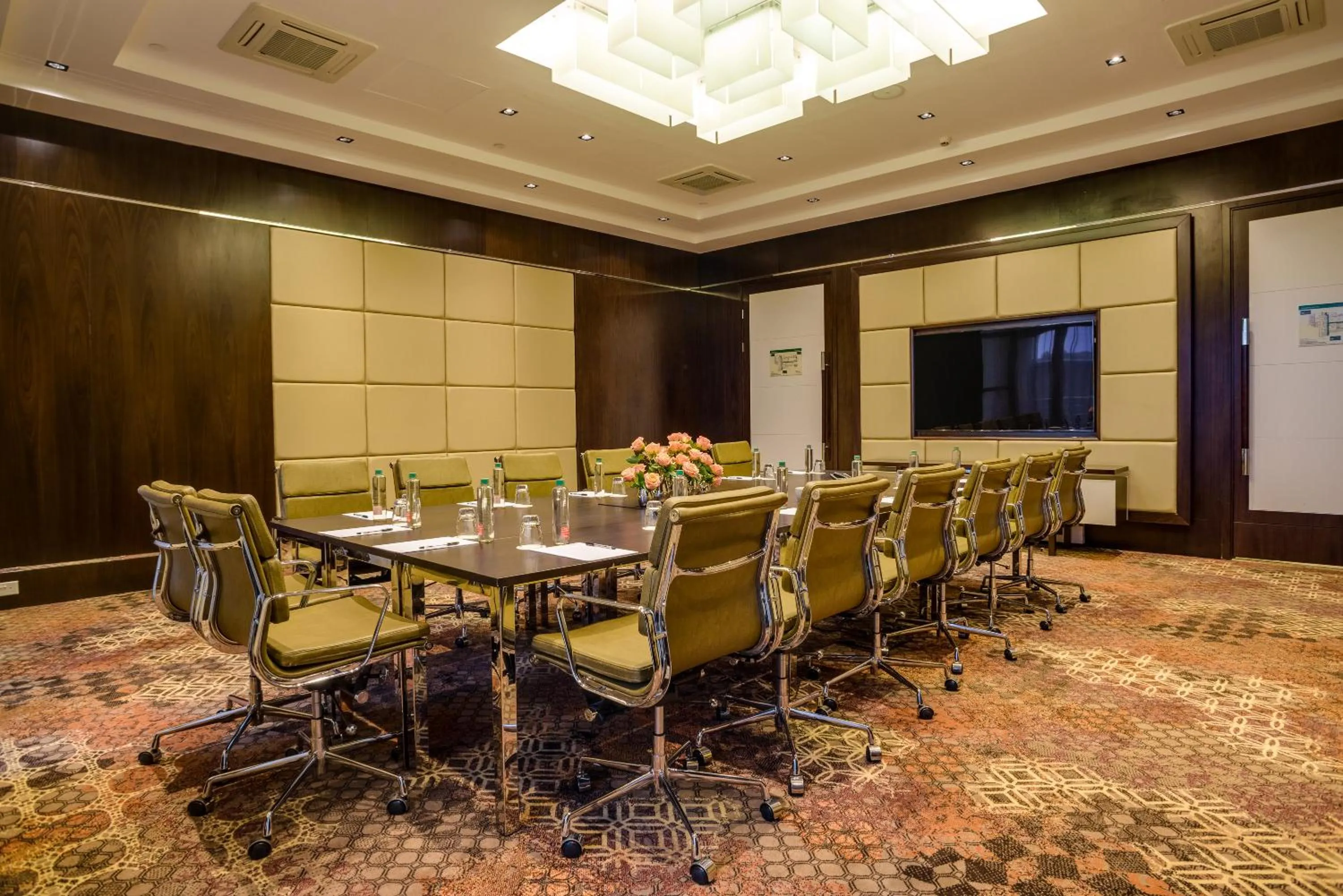 Meeting/conference room in Crowne Plaza Nairobi Airport by IHG