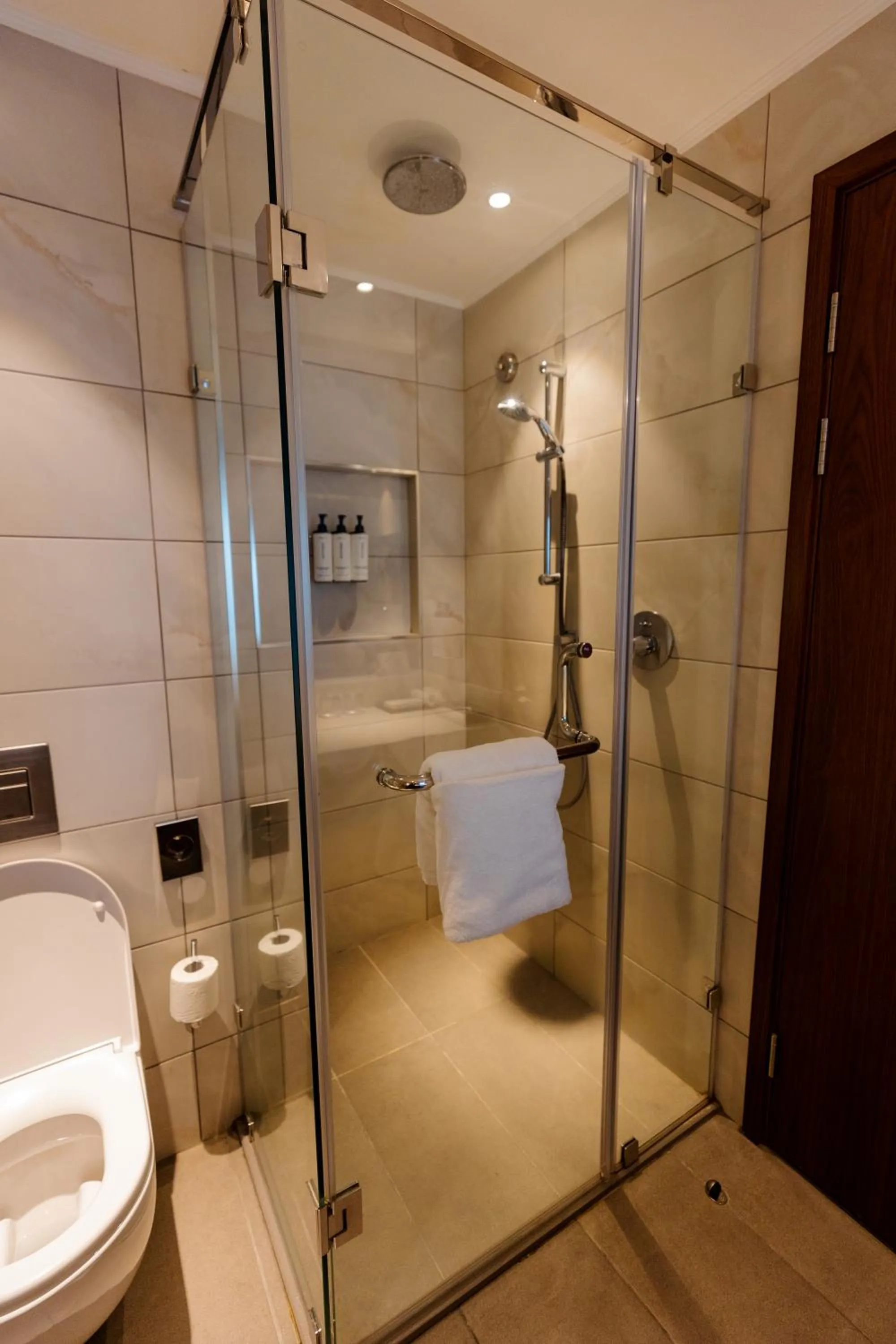 Shower in Crowne Plaza Nairobi Airport by IHG