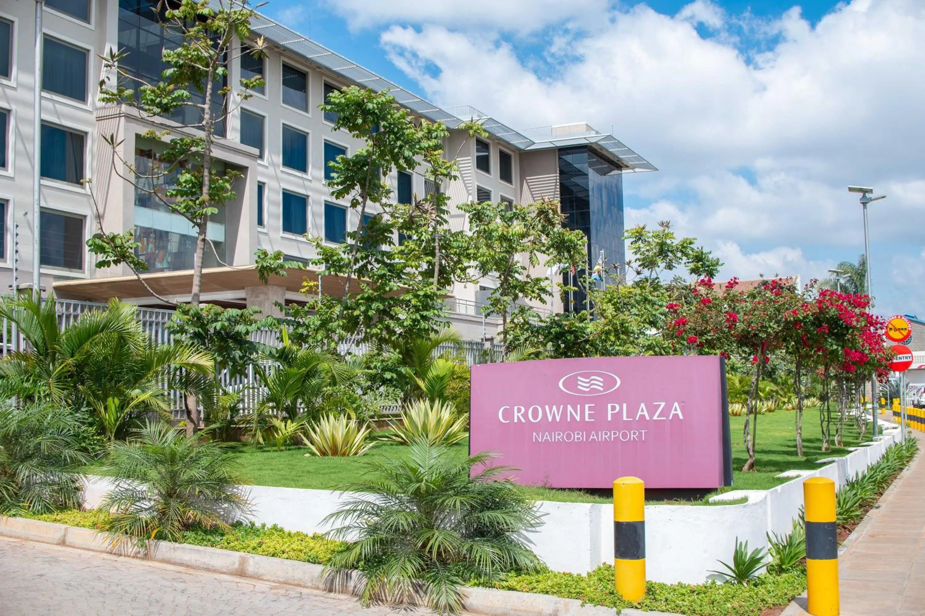 Property building in Crowne Plaza Nairobi Airport by IHG