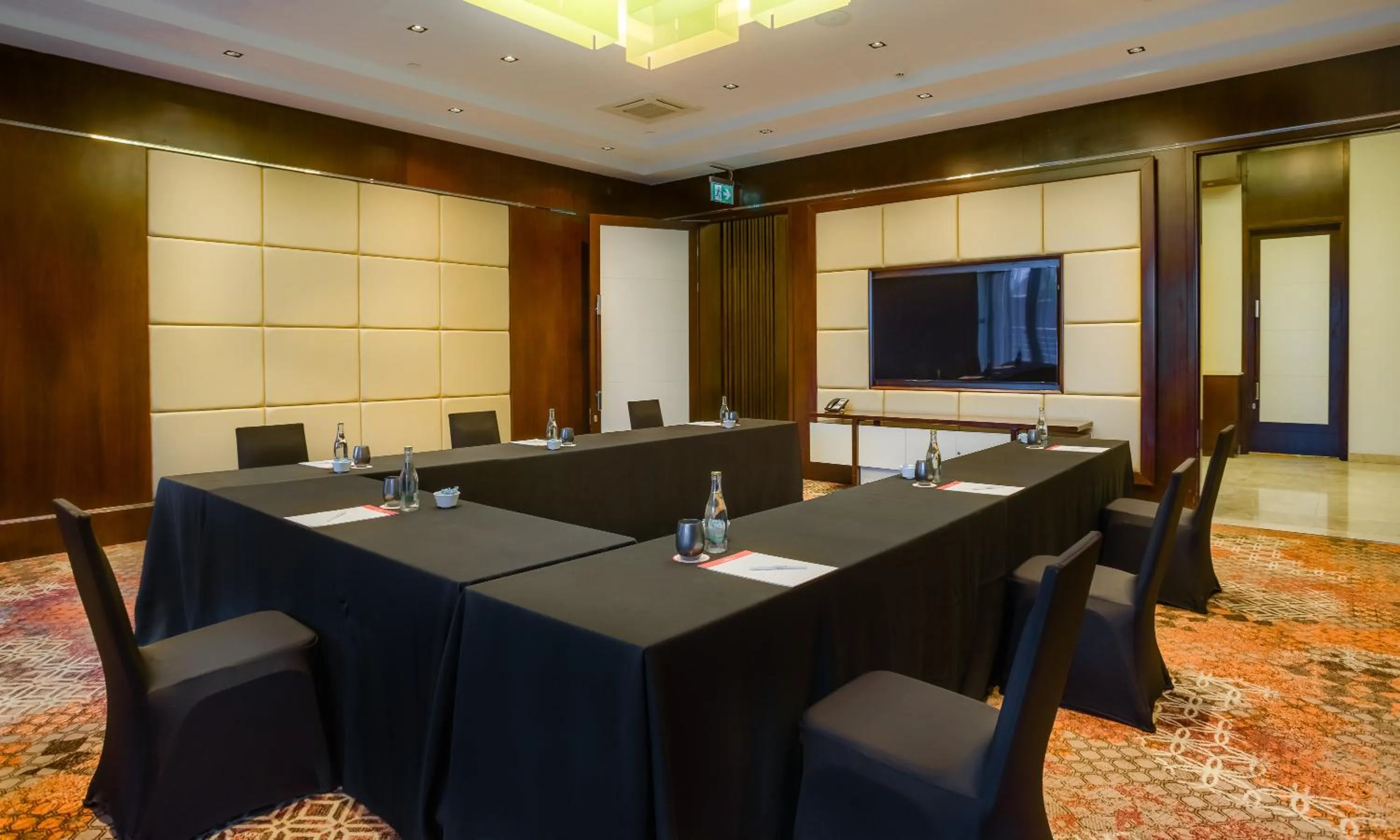 Meeting/conference room in Crowne Plaza Nairobi Airport by IHG