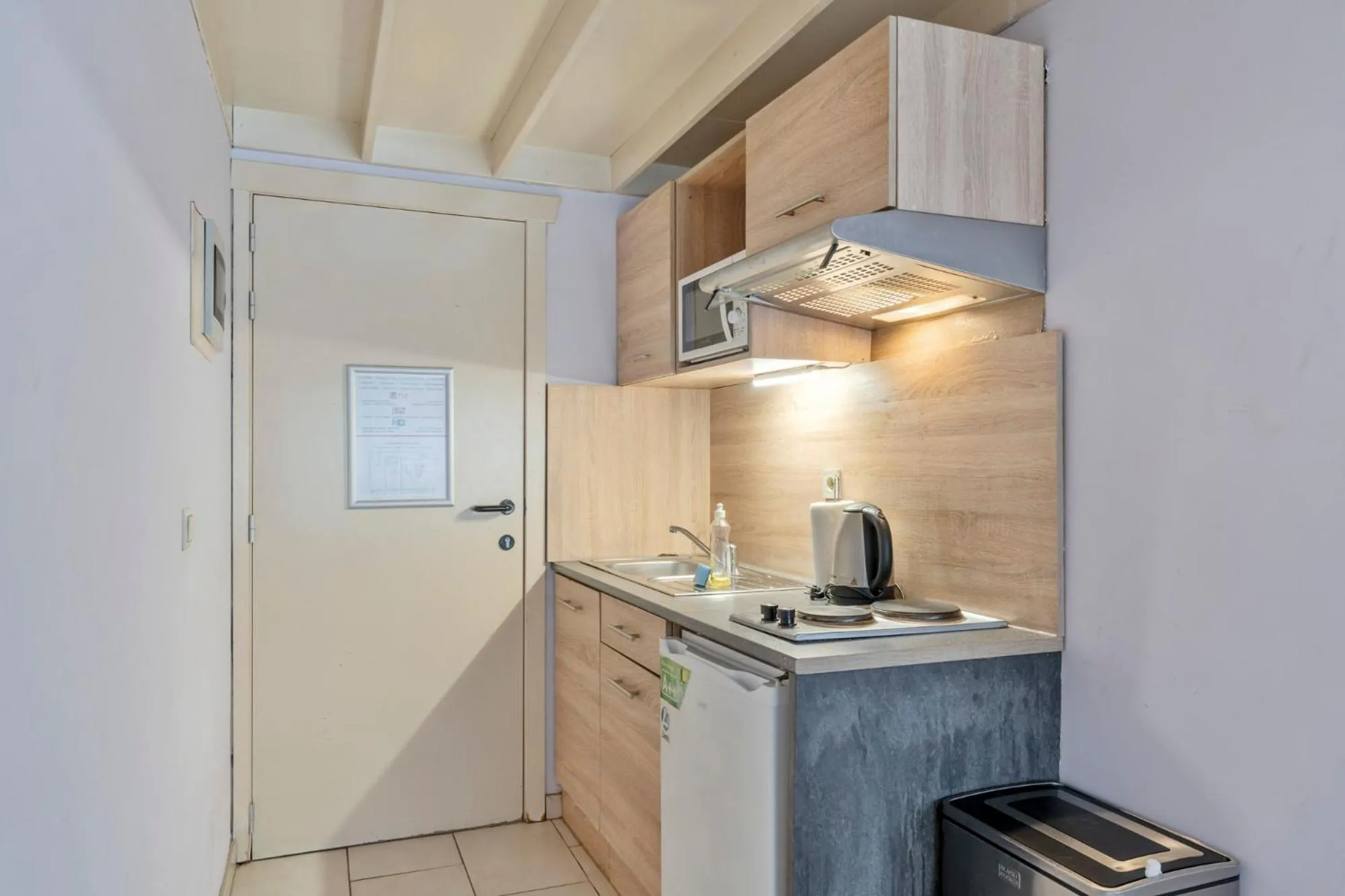 Coffee/tea facilities in Ambassador Suites Leuven