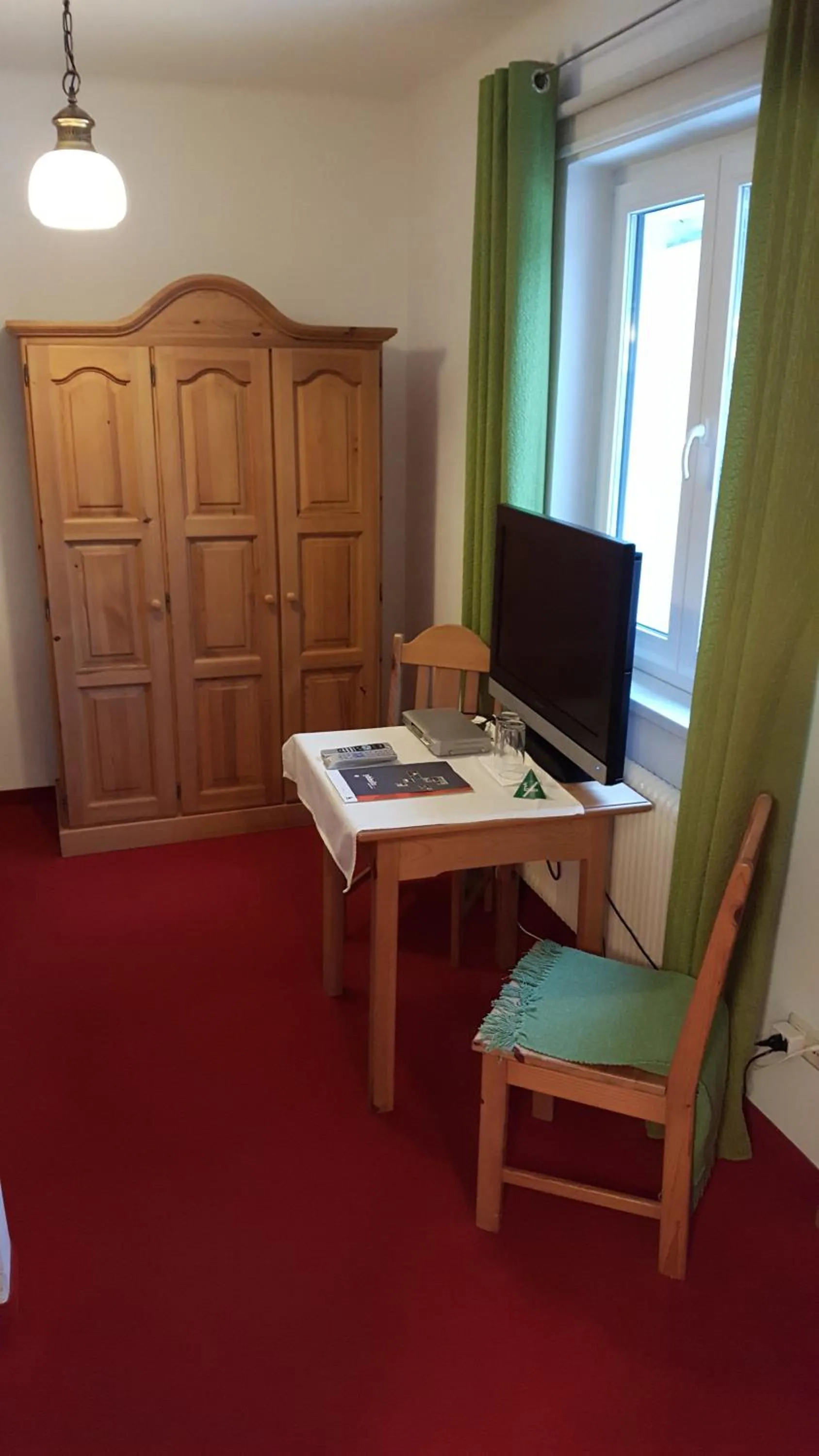 Bedroom in Landgasthof Steinmühl Hofbauer Frühstückspension und Campingplatz