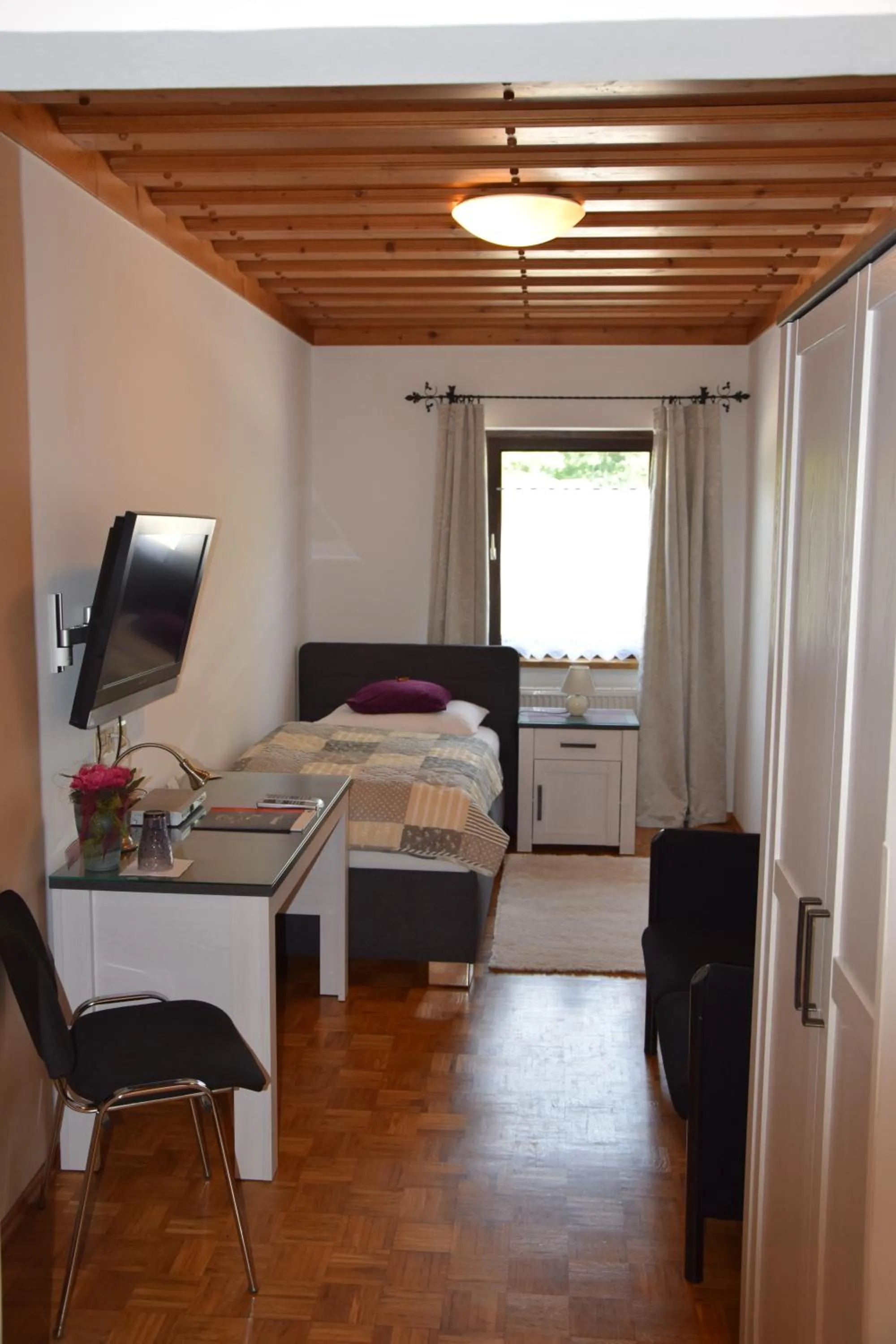 Bedroom in Landgasthof Steinmühl Hofbauer Frühstückspension und Campingplatz