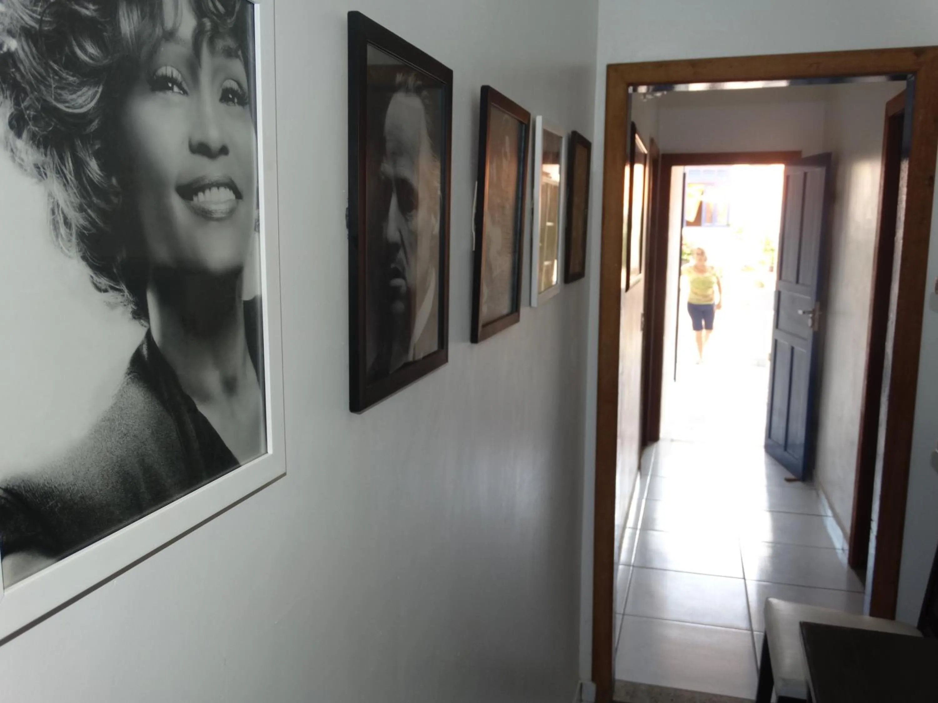 Communal lounge/ TV room in Estalagem 11 Suites