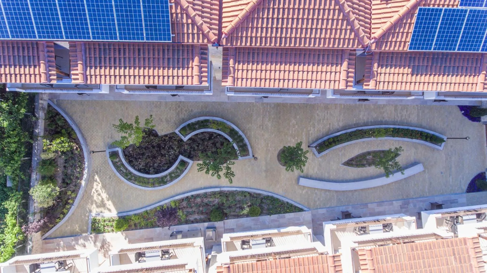 Garden view in Apanemia by Flegra Hotels