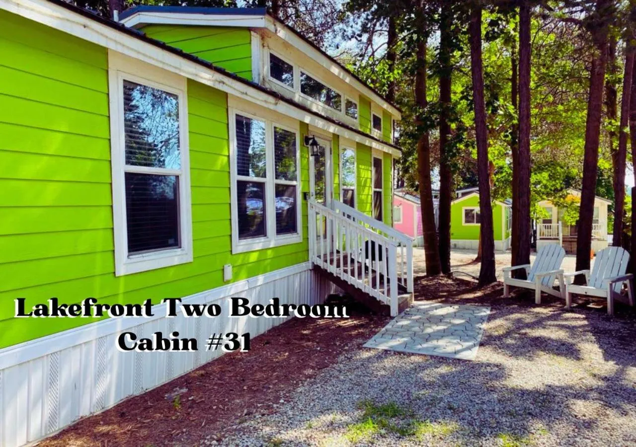 Property building in Long Cove Resort and Marina