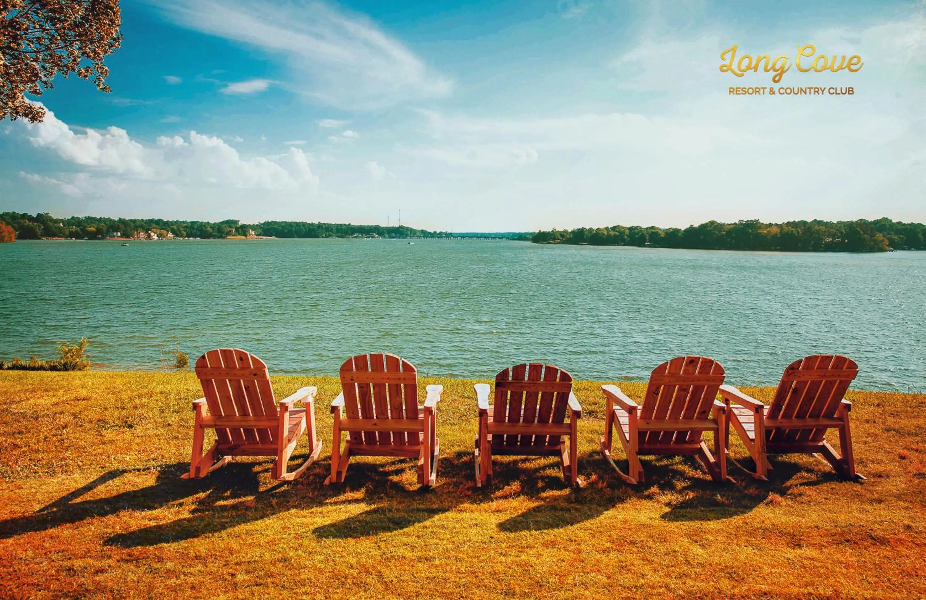 Lake view in Long Cove Resort and Marina