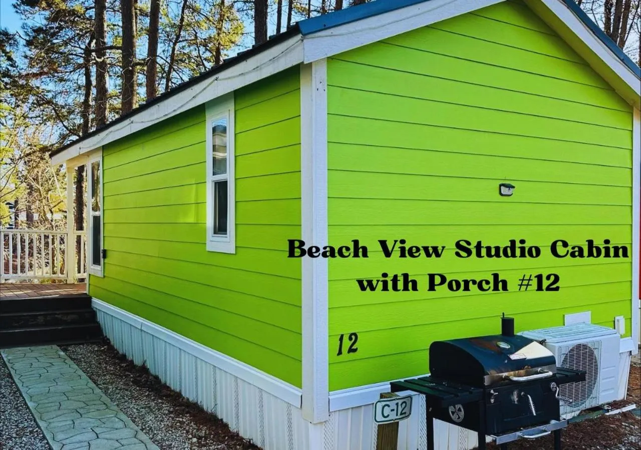 Property building in Long Cove Resort and Marina