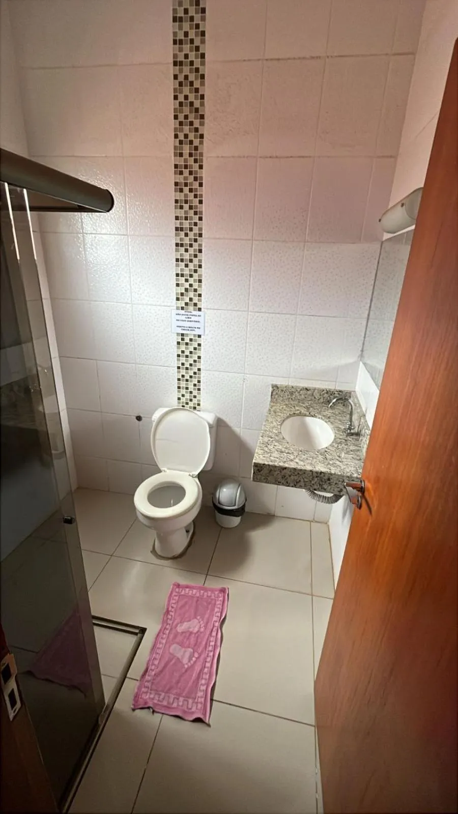 Shower in Pousada Pimenta Olimpia