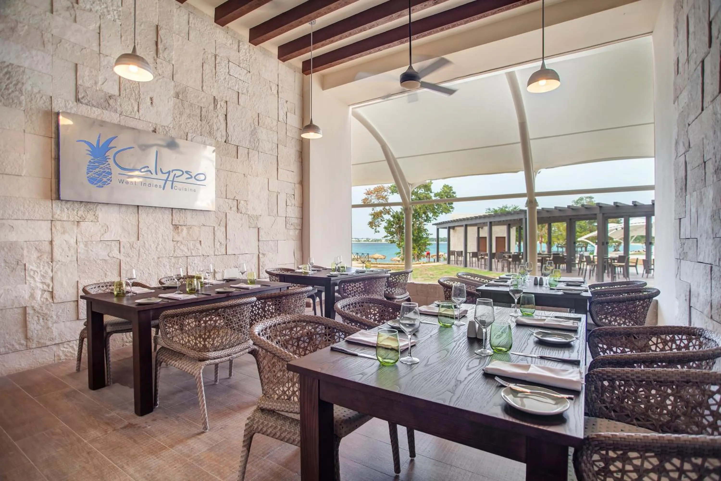 Lunch in Grand Lido Negril Au-Naturel, An Autograph Collection All-Inclusive Resort - Adults Only