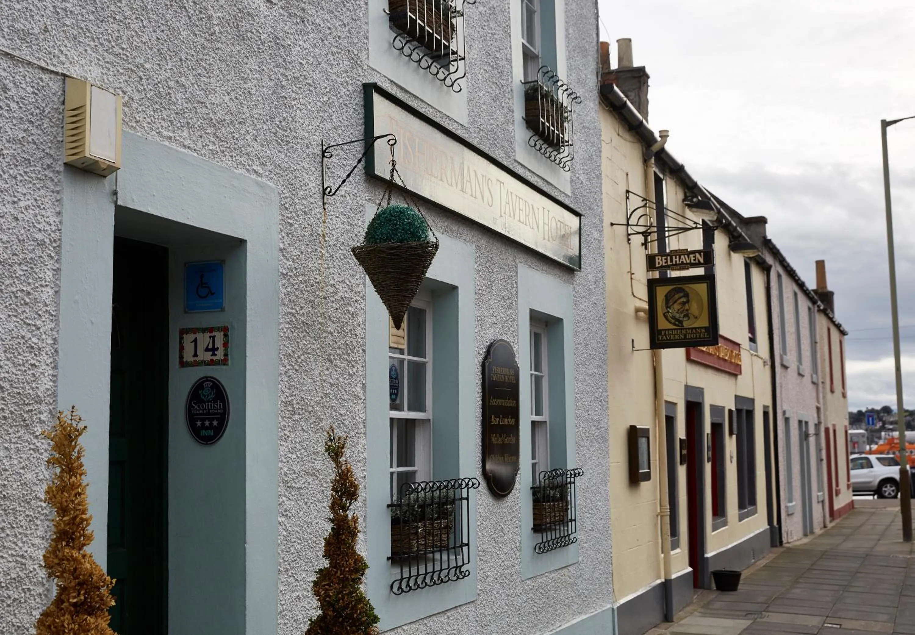Street view in Fishermans Tavern