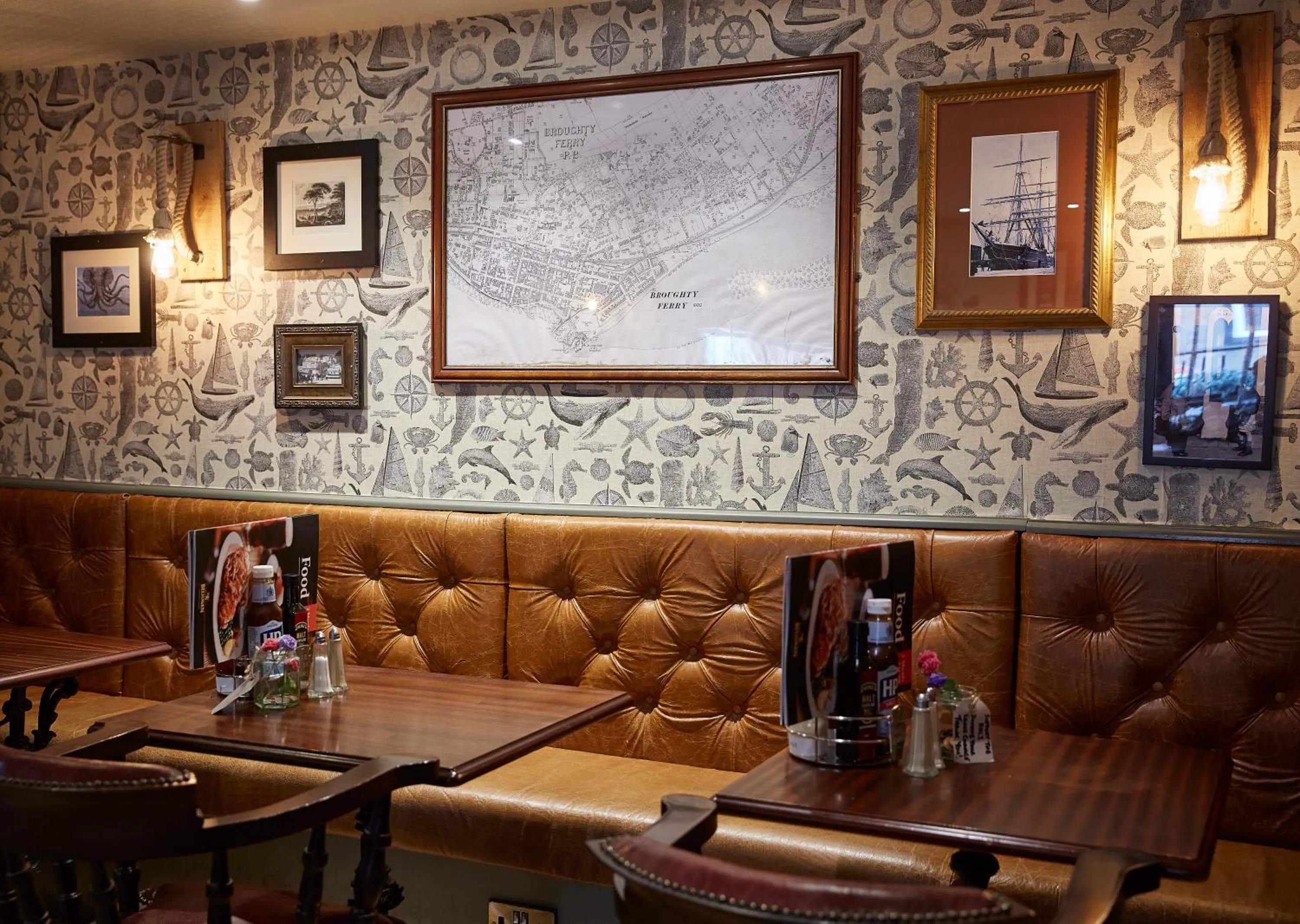 Restaurant/places to eat in Fishermans Tavern