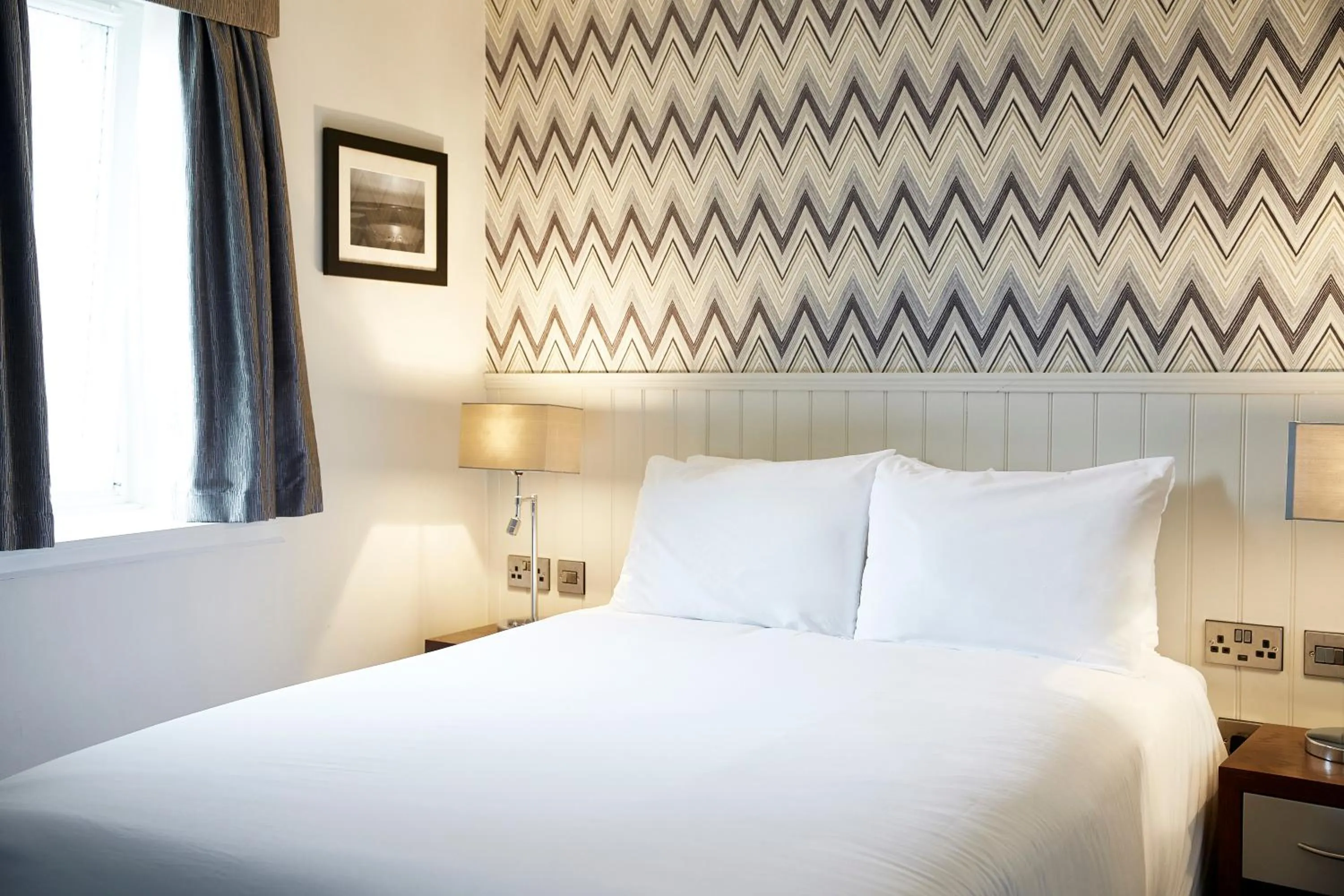 Bed in Fishermans Tavern