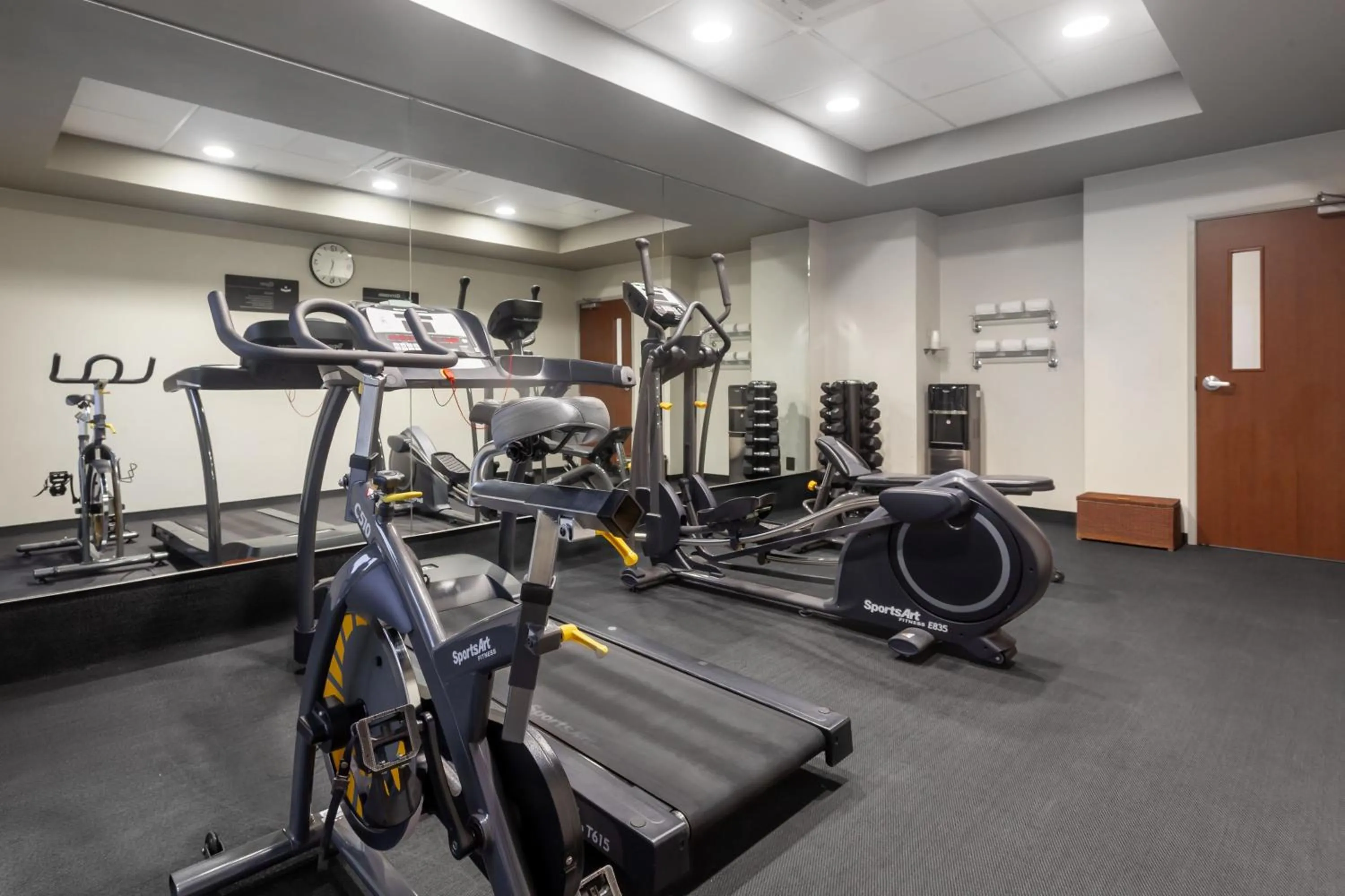 Fitness centre/facilities in City Express by Marriott Celaya Galerias