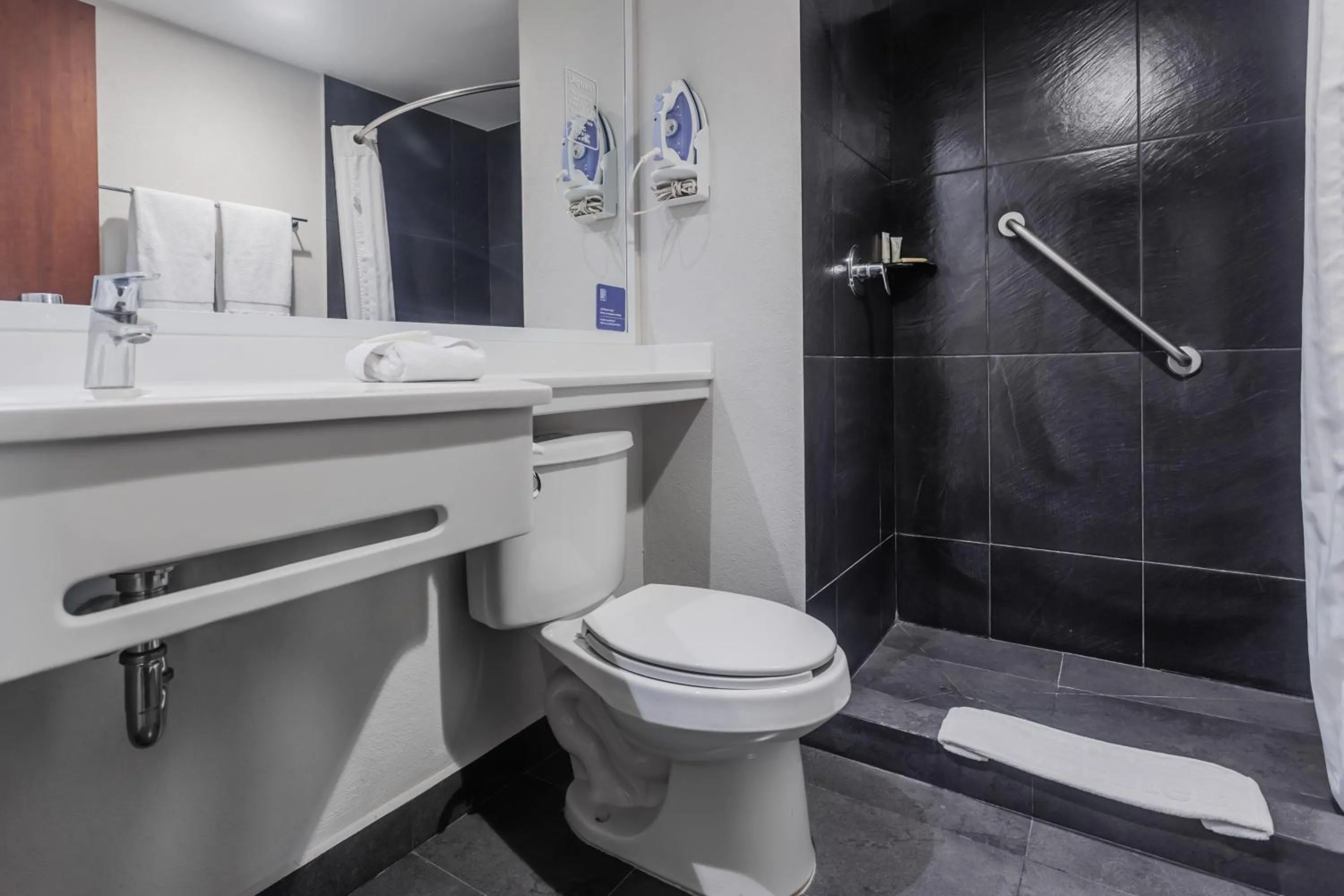 Bedroom in City Express by Marriott Celaya Galerias