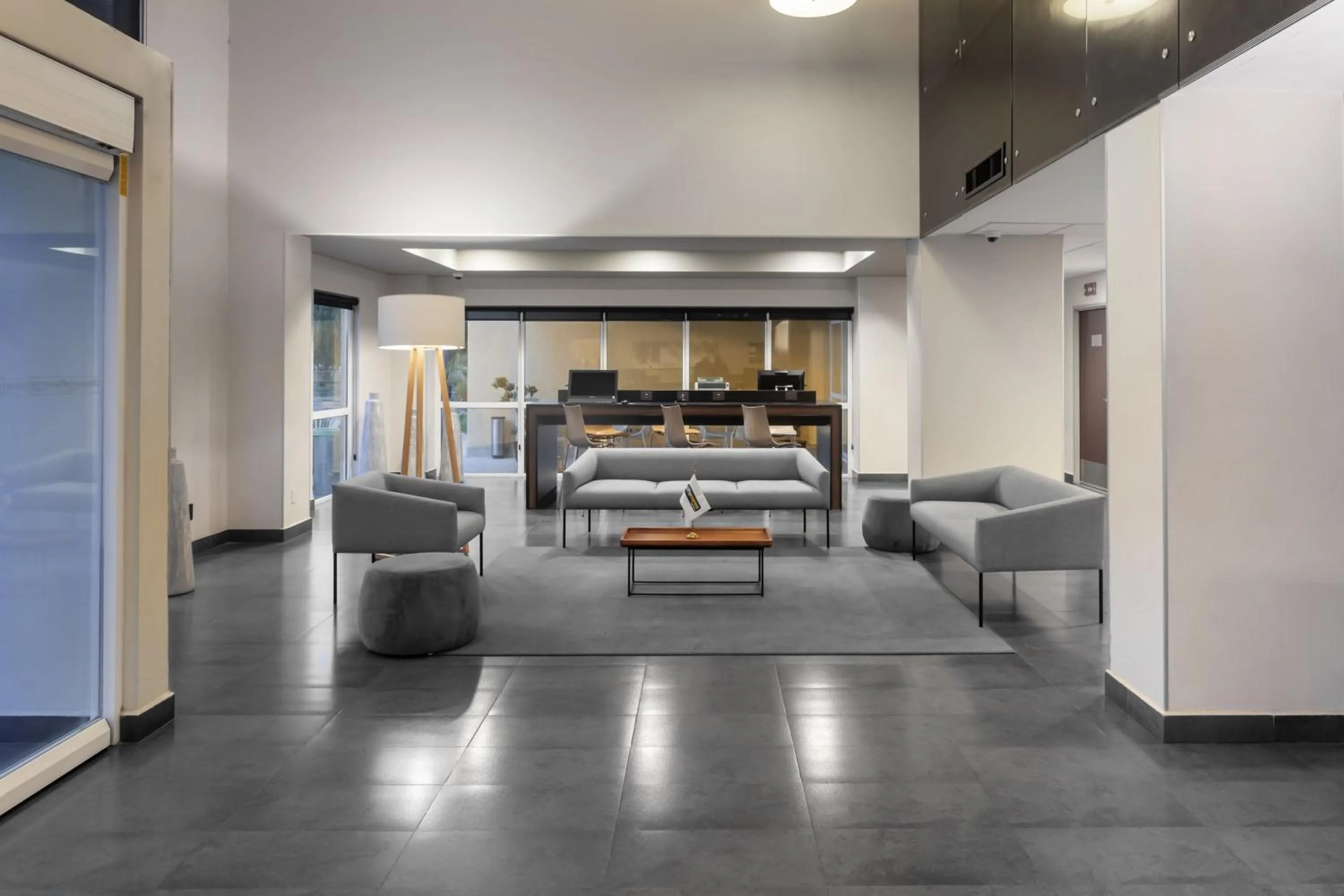 Living room in City Express by Marriott Celaya Galerias