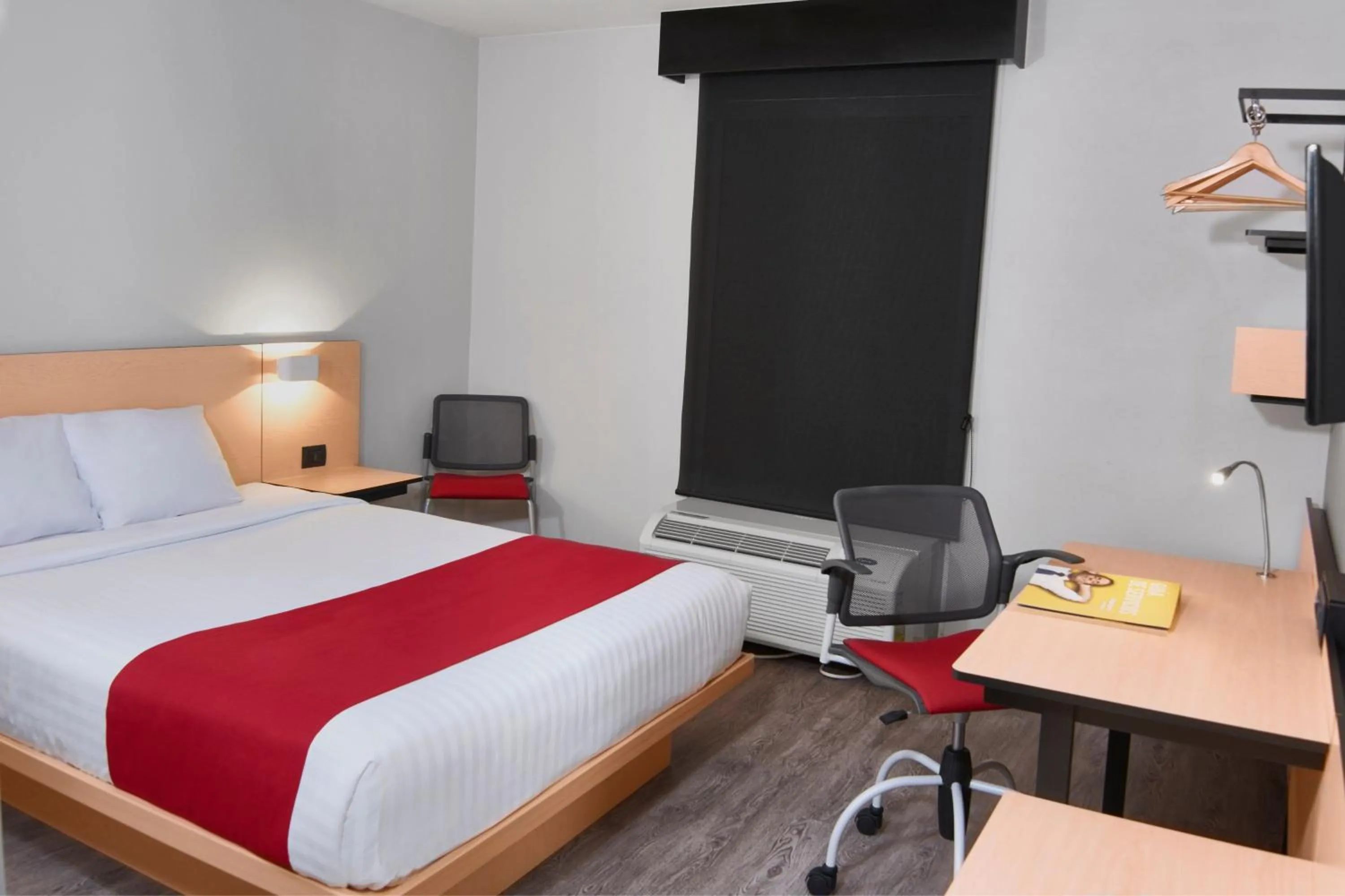 Bedroom, Bed in City Express by Marriott Celaya Galerias