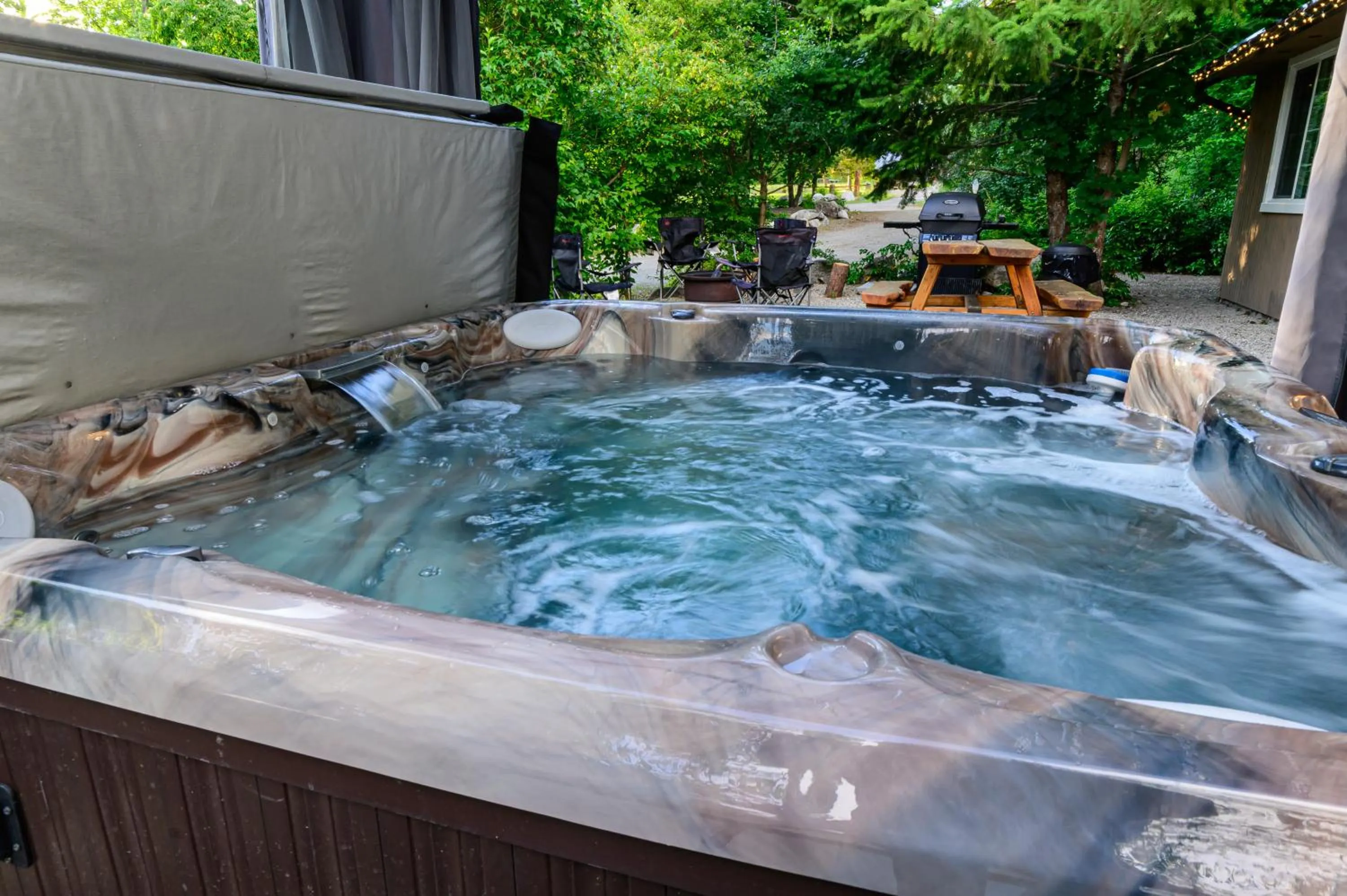 Barefoot Villas and Retreat