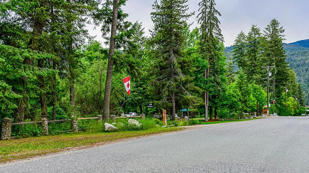 Barefoot Villas and Retreat