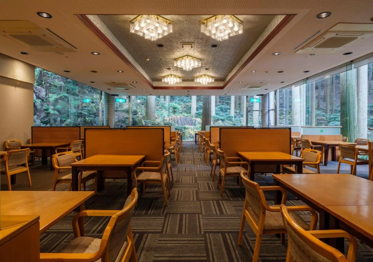 Restaurant/places to eat in Kirishima Hotel