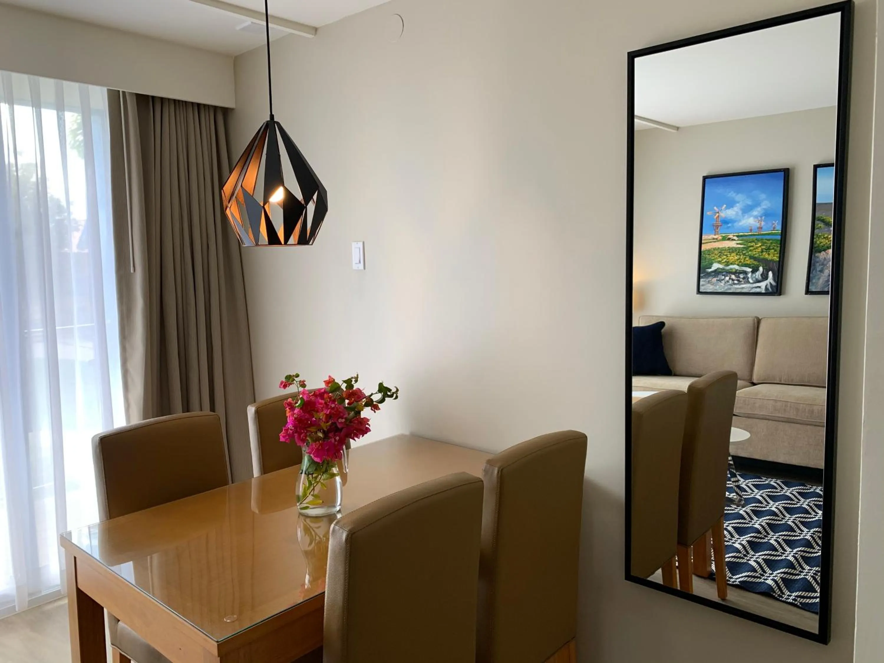 Dining area in Divi Flamingo Beach Resort