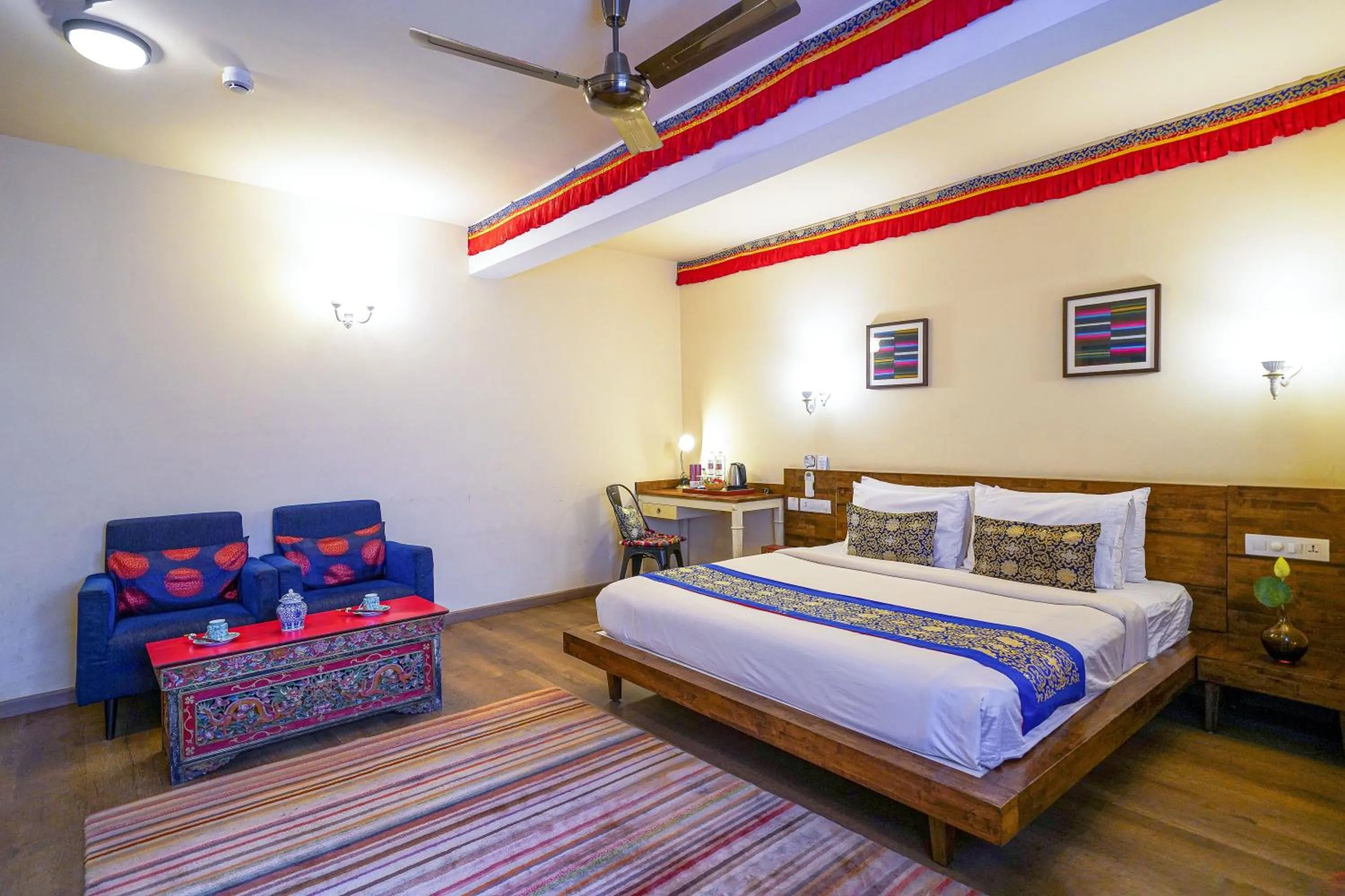 Seating area, Bed in Open Hotel by Olive - Utse Suites