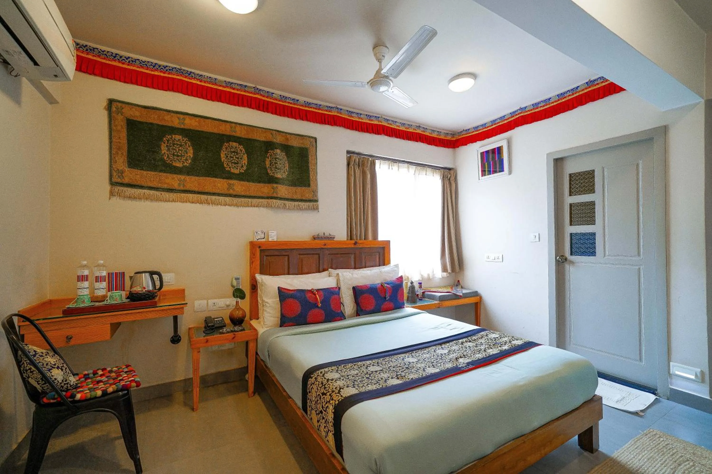 Bed in Open Hotel by Olive - Utse Suites