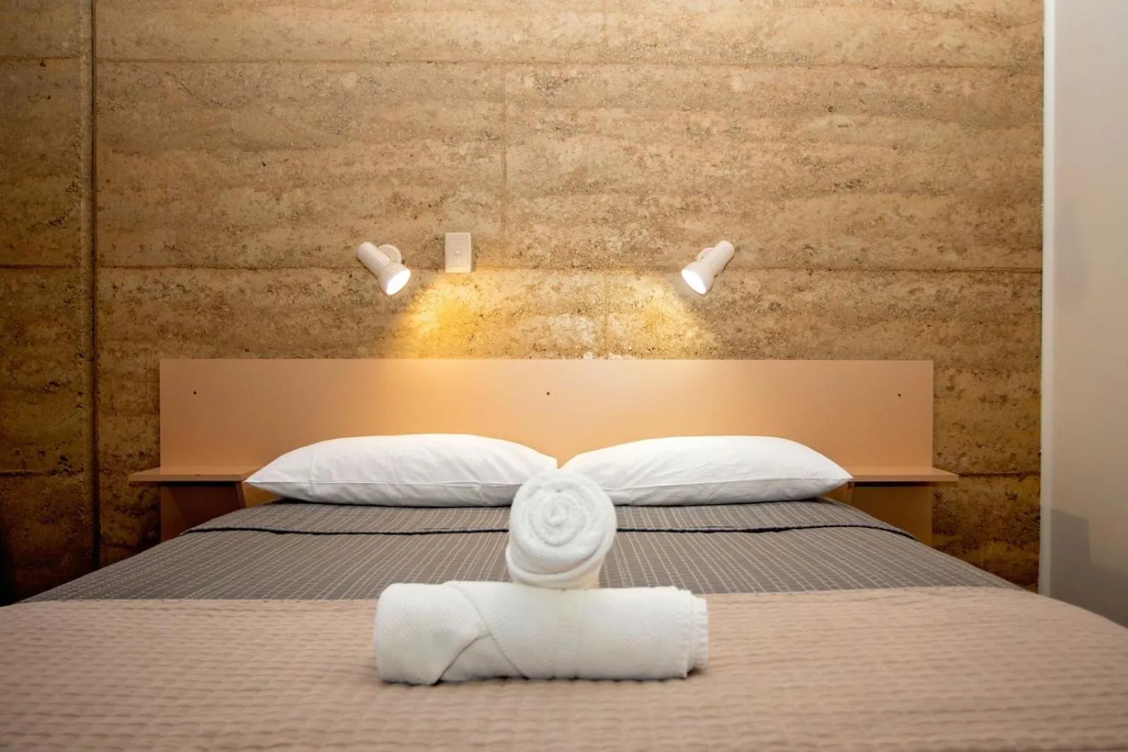 Bed in Hopetoun Motel & Chalet Village