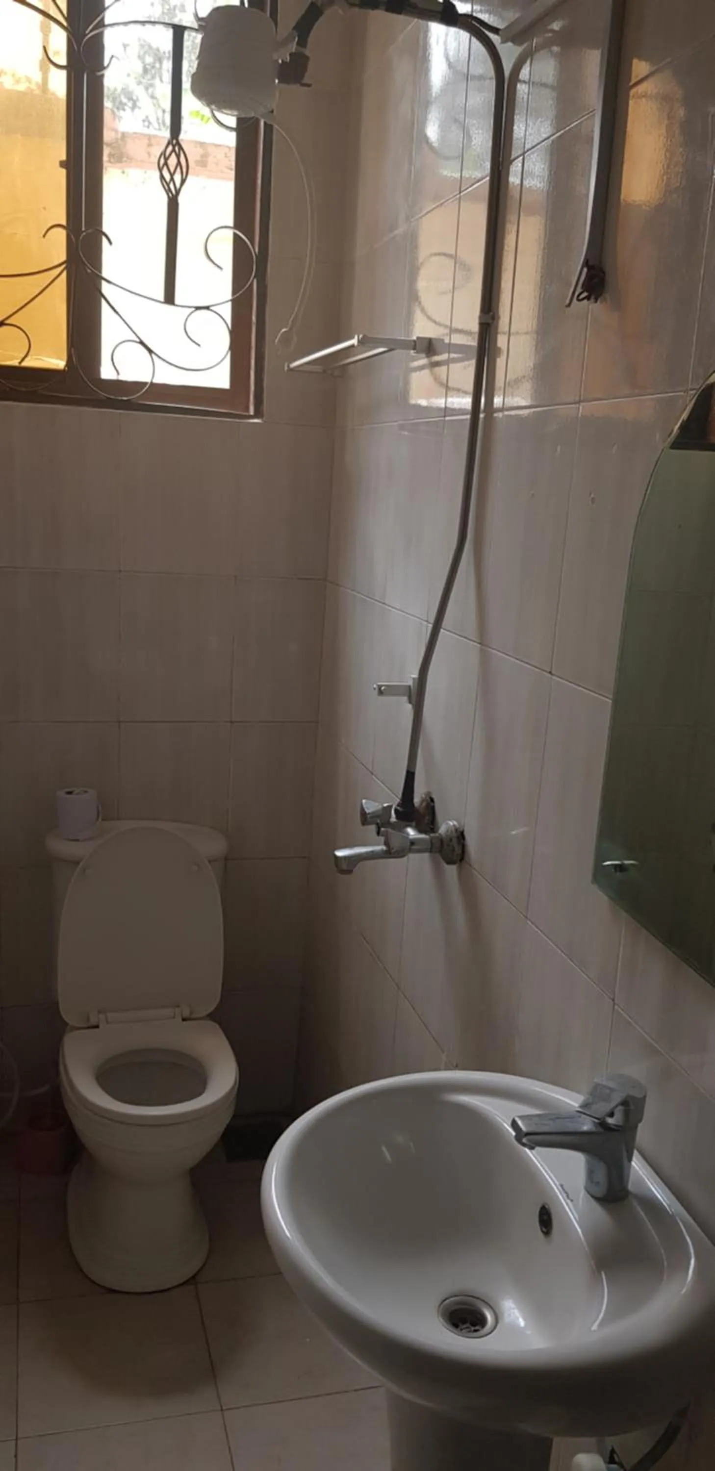 Shower in Bright Star Hotel