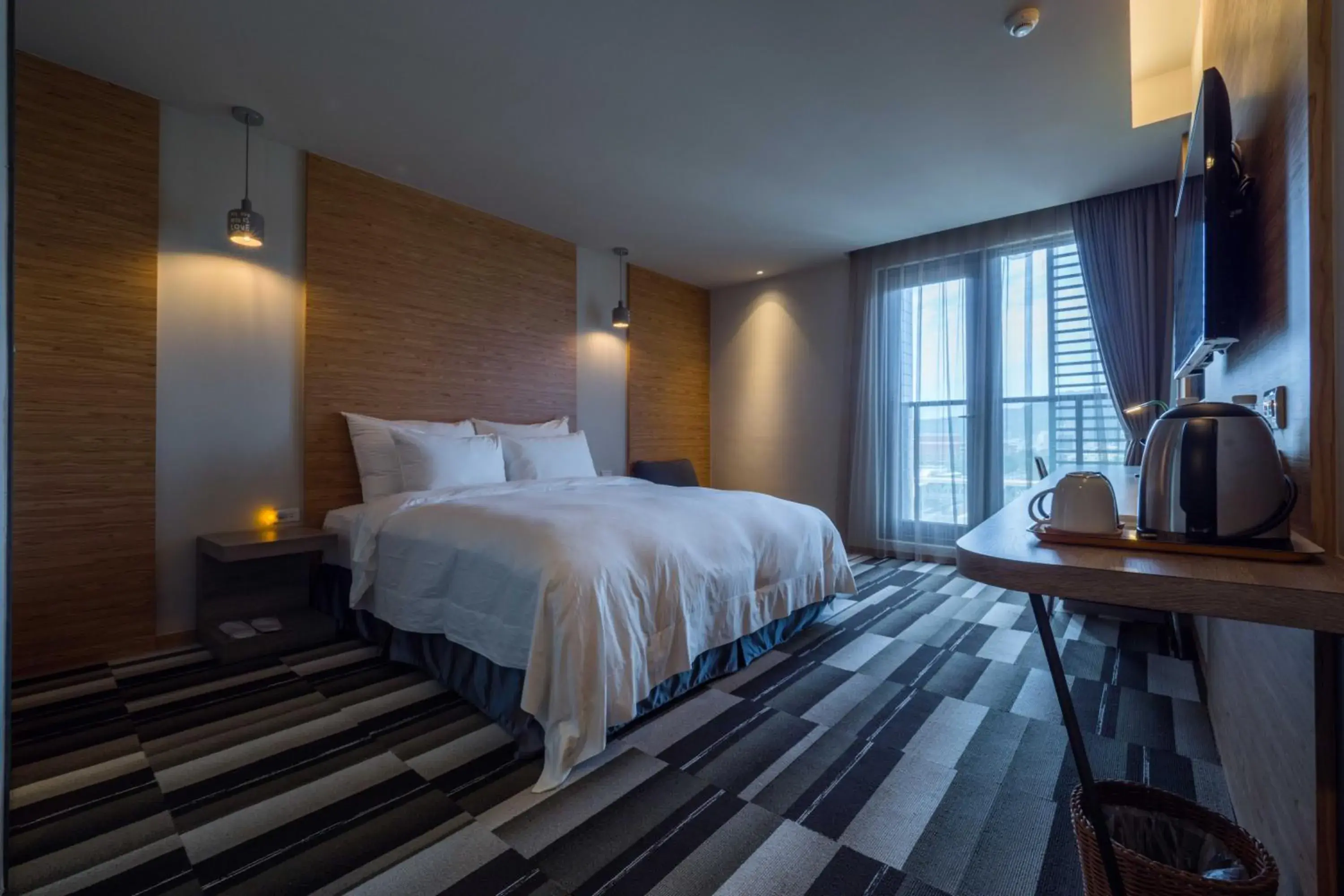 Deluxe Triple Room in Watermark Hotel Kaohsiung Main Station Deluxe Triple Room in Watermark Hotel Kaohsiung Main Station