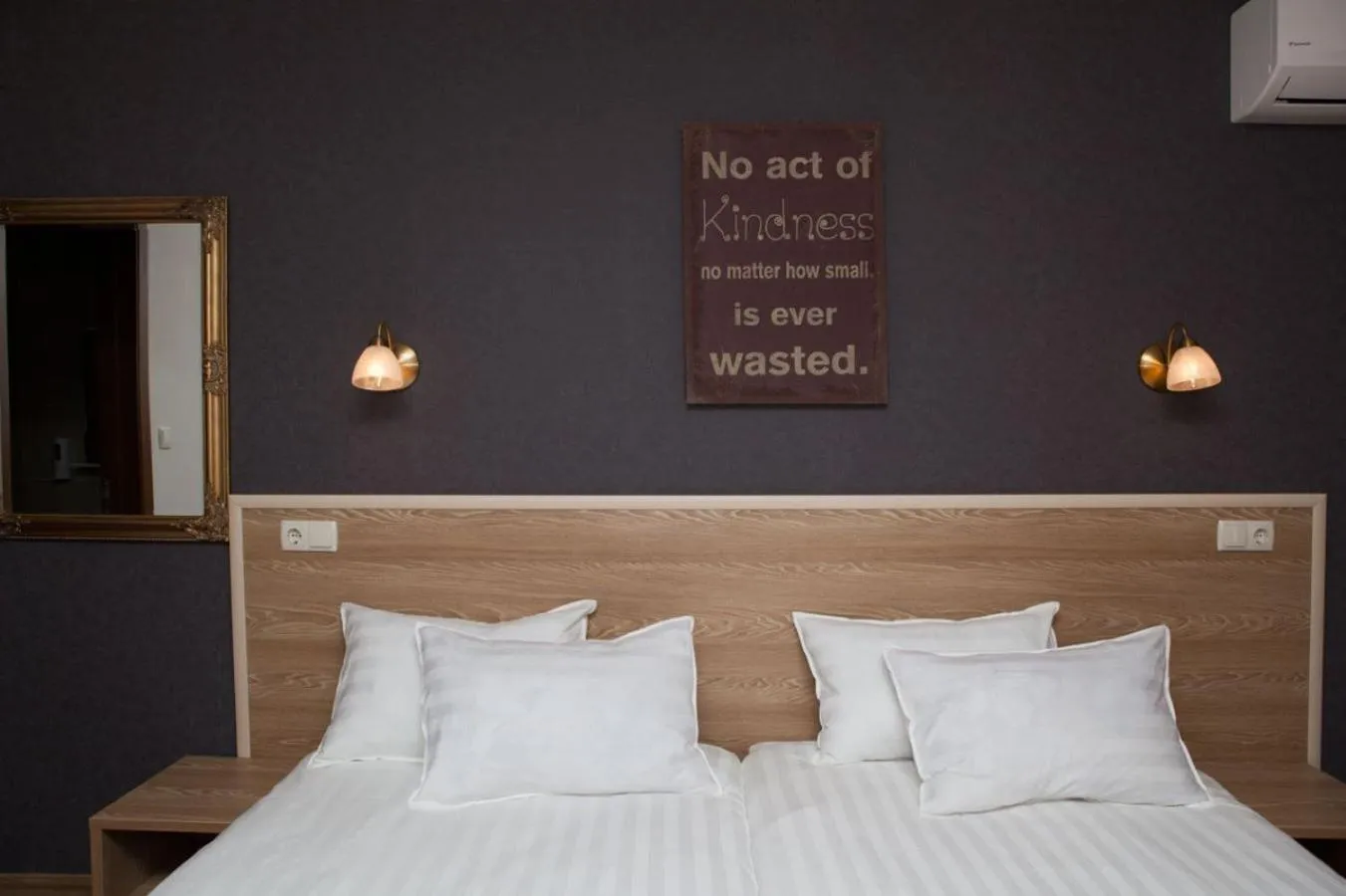 Bed in Hotel Motto