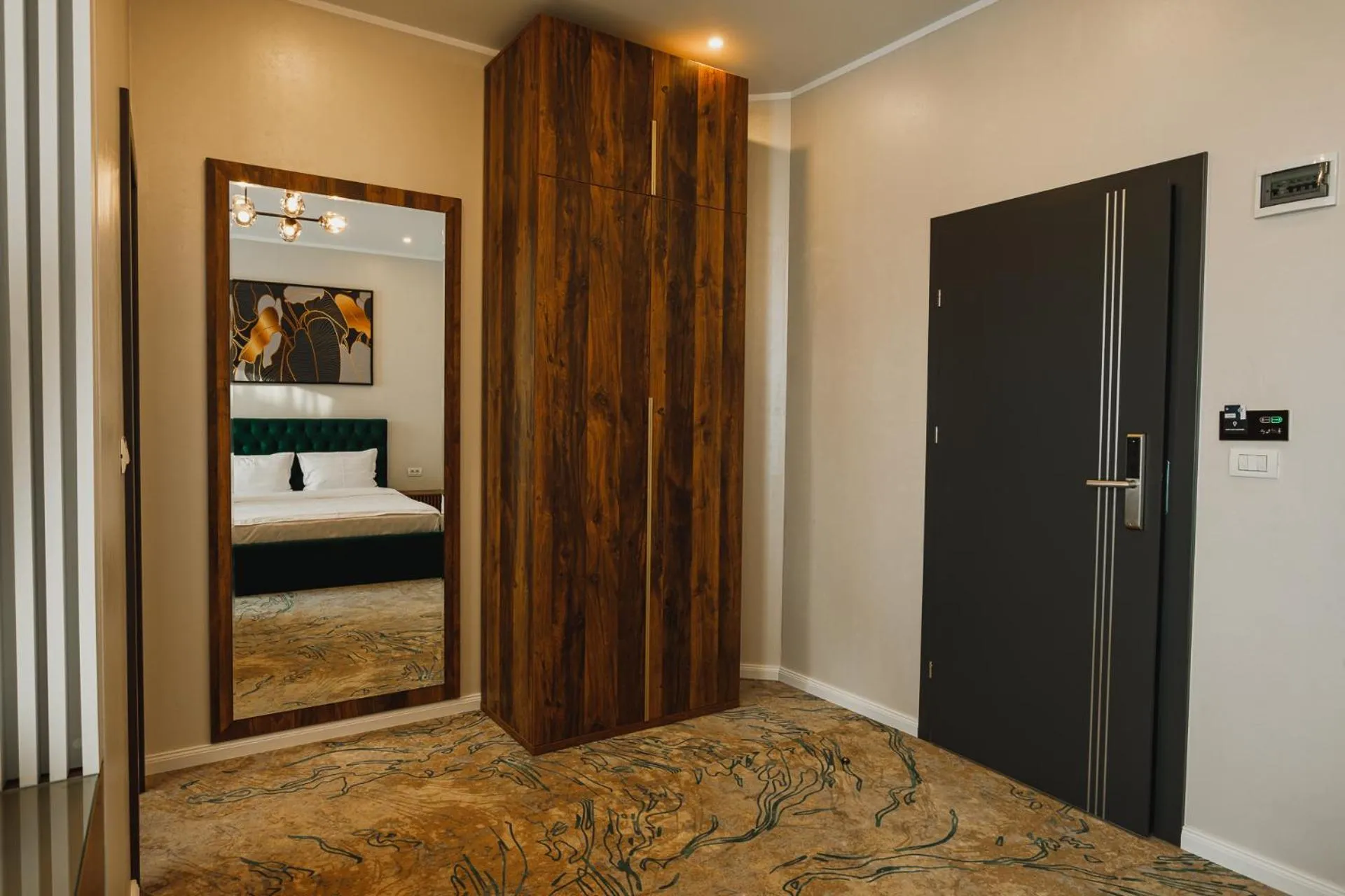 wardrobe, Bed in Motel Andra