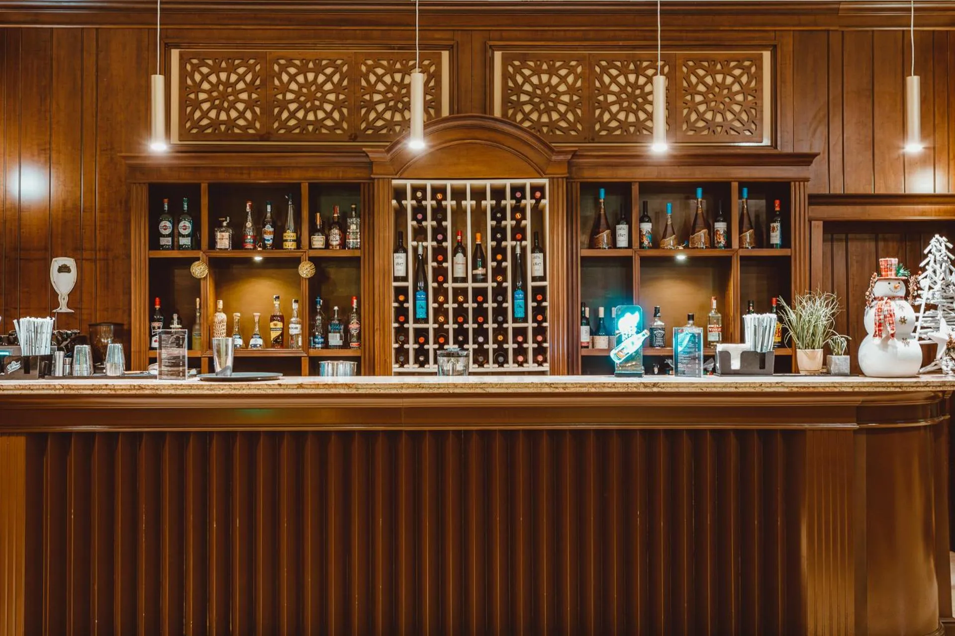 Restaurant/places to eat in Motel Andra