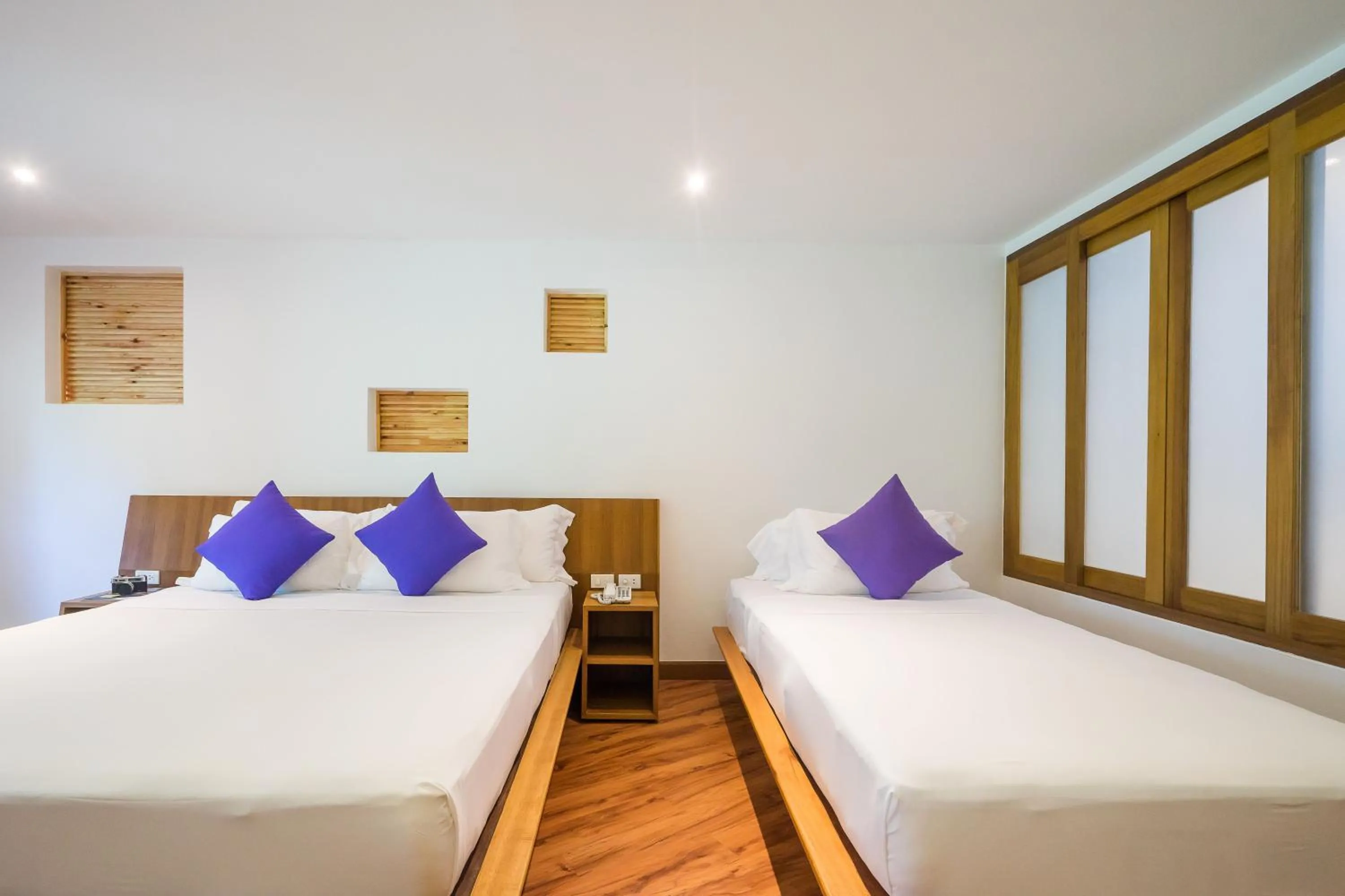 Bedroom, Bed in White Sand Samui Resort