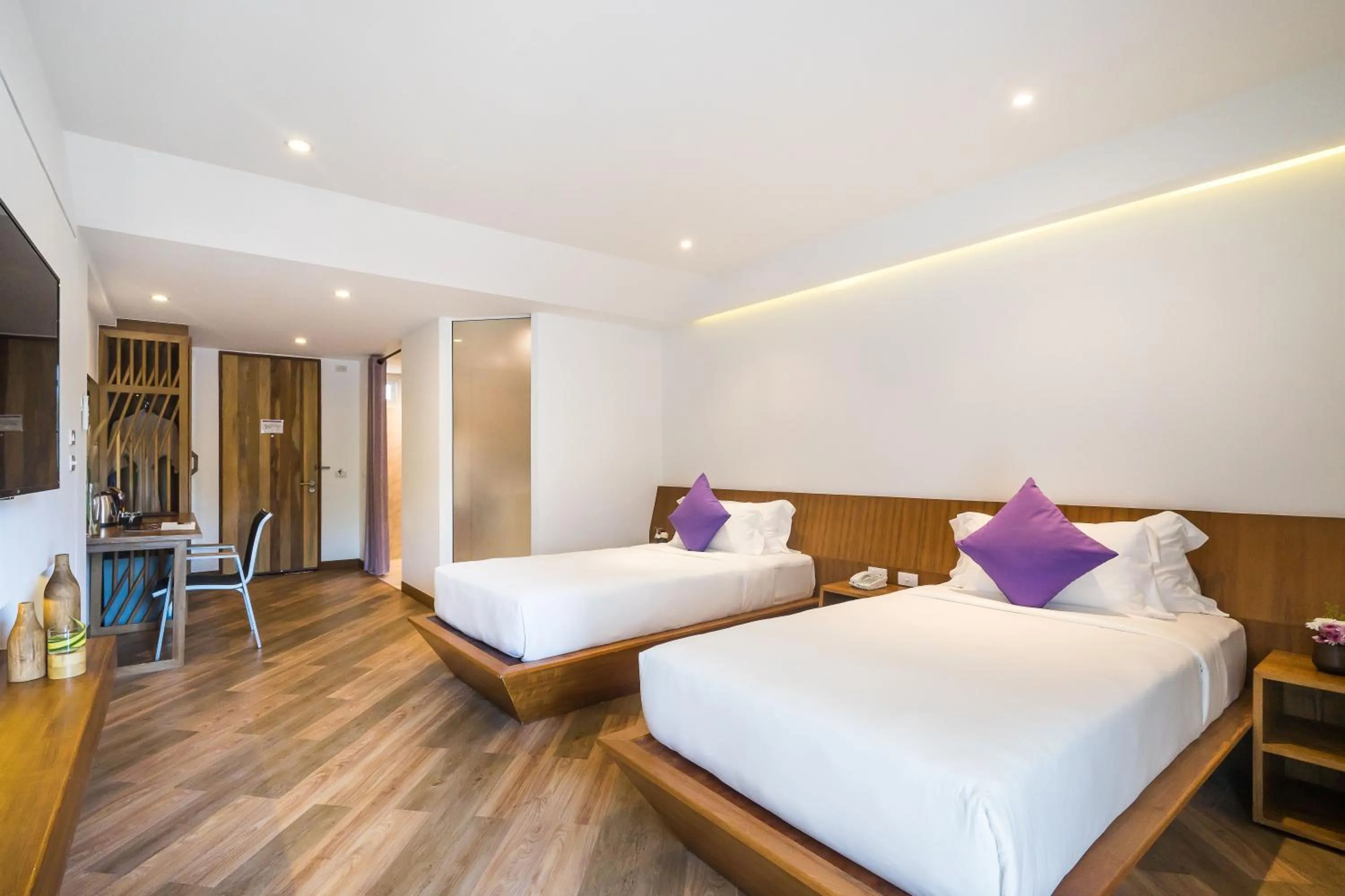 Bedroom, Bed in White Sand Samui Resort