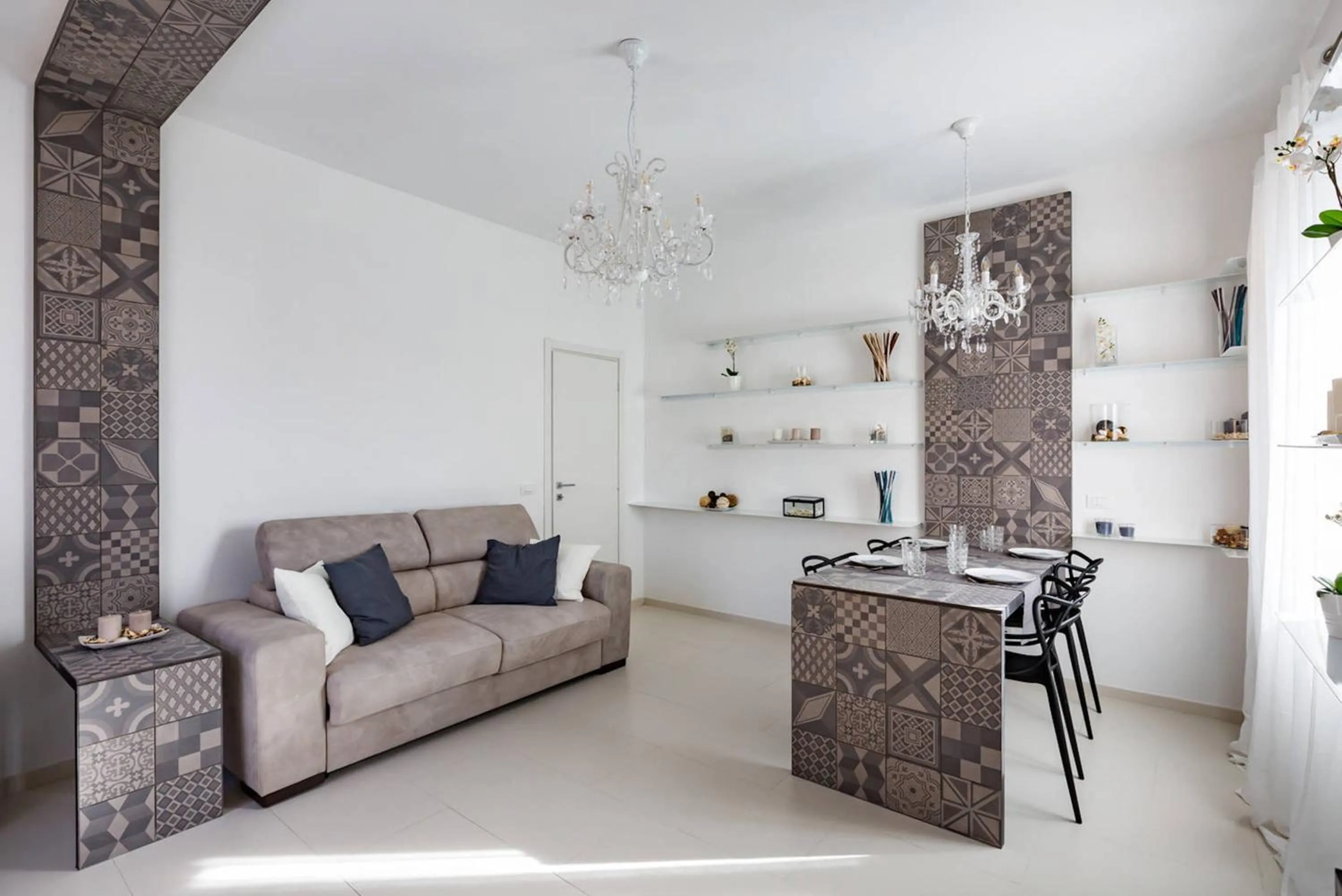 Living room in The Royal Crown