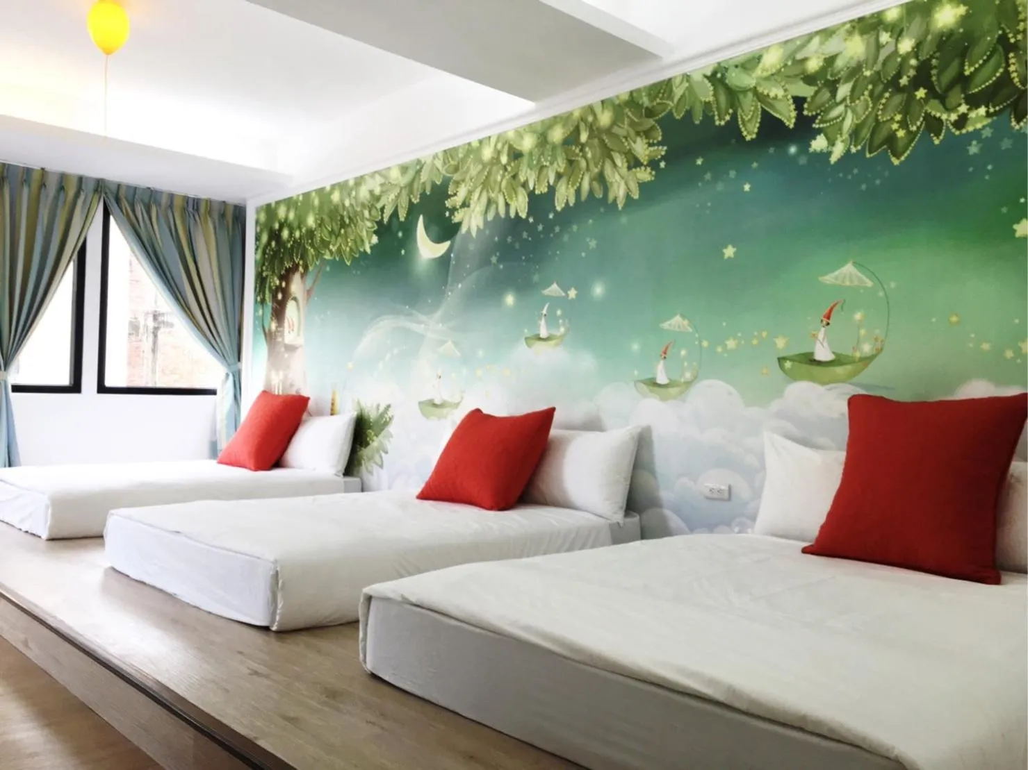 Photo of the whole room, Bed in Live in the Happiness