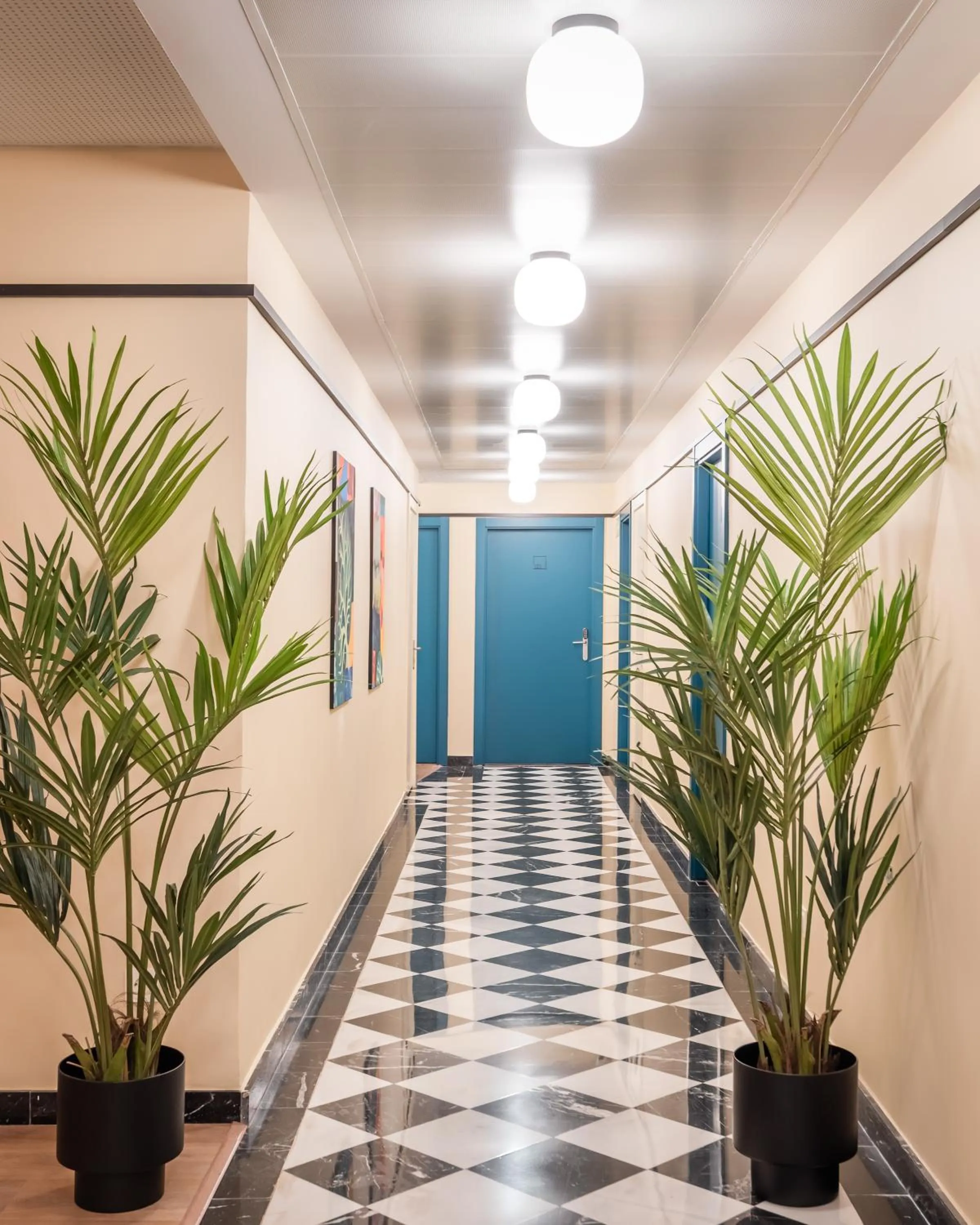 Seating area in BYPILLOW Amari