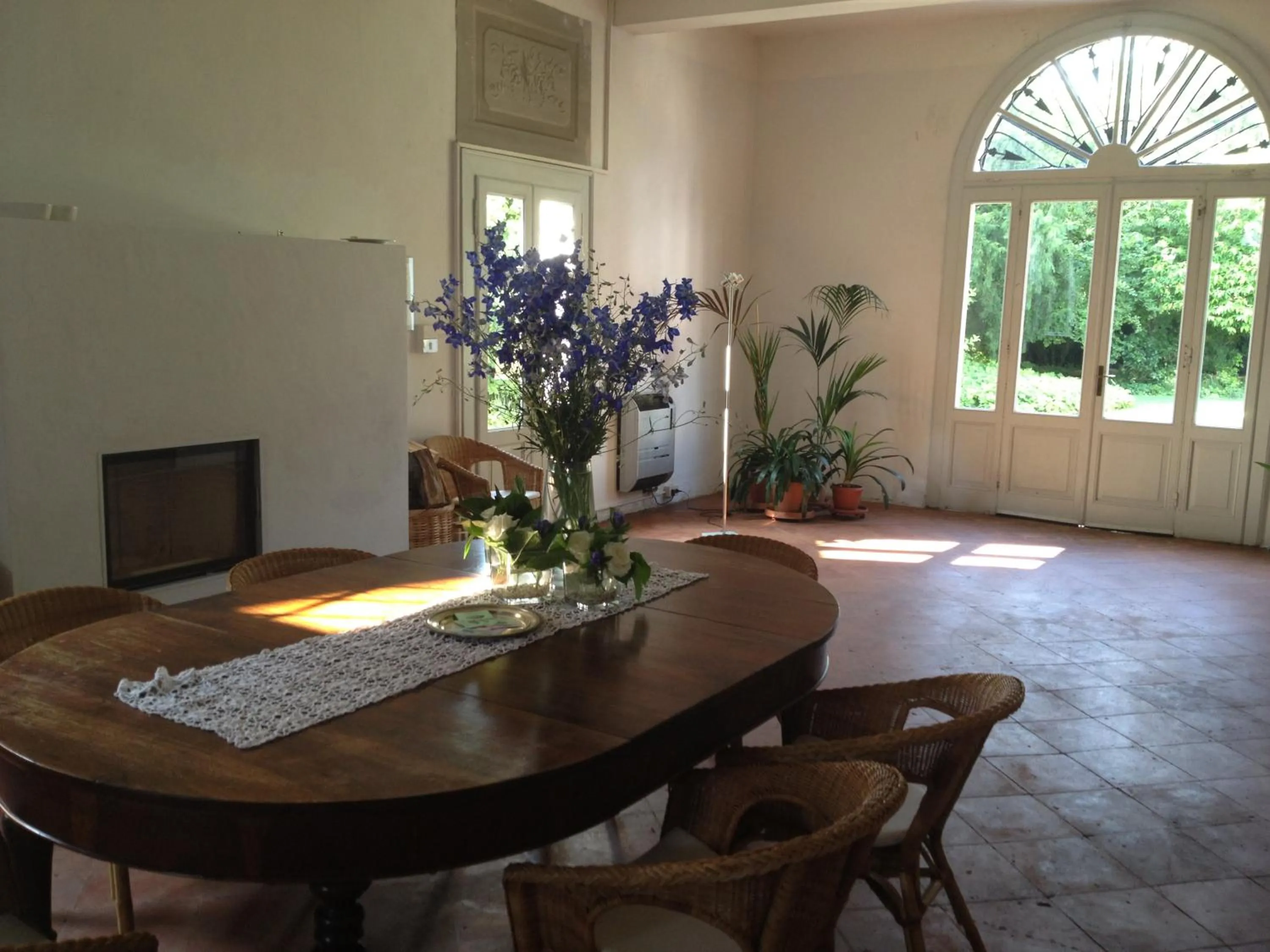 Communal lounge/ TV room in B&B Le Tortore